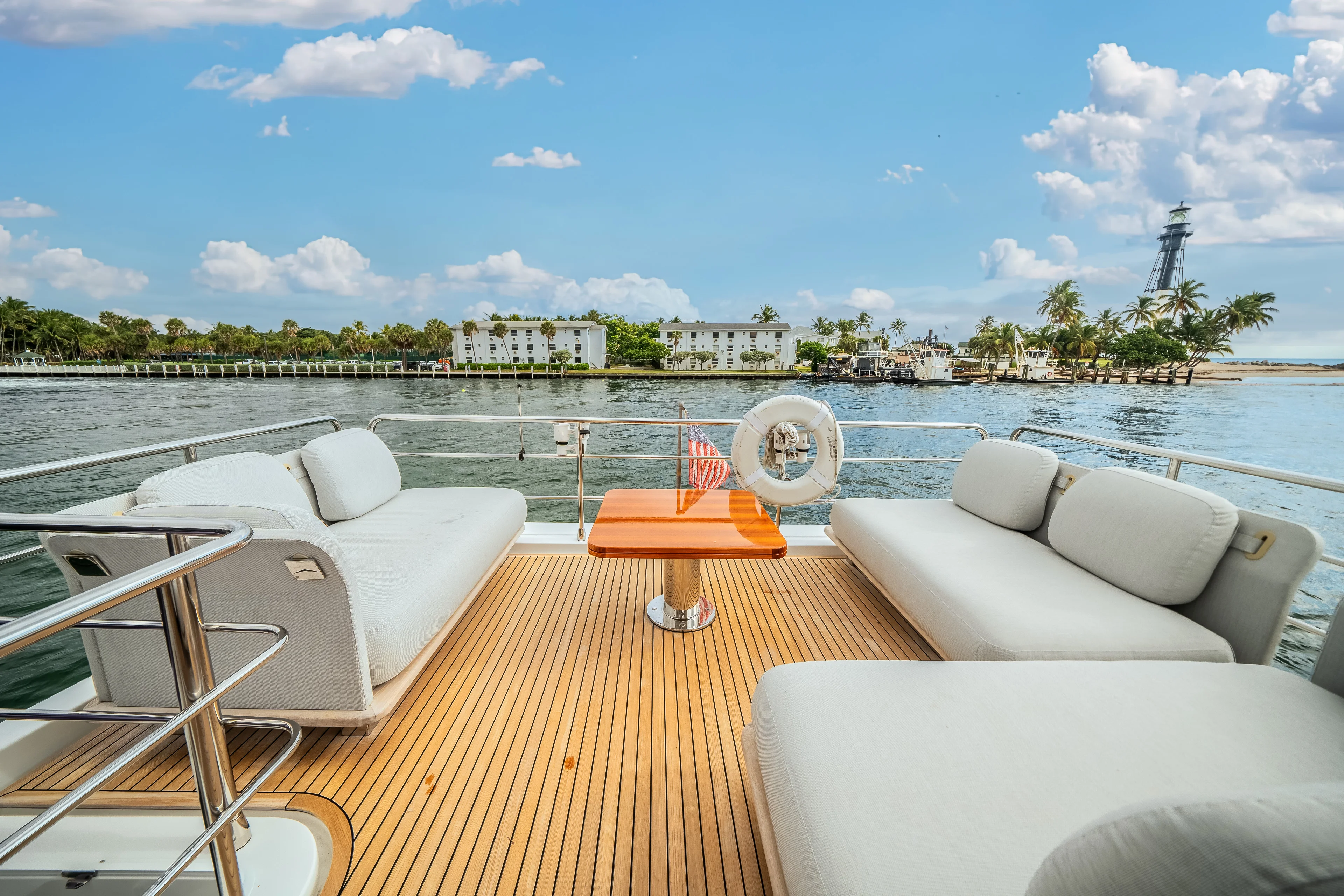 2022 Azimut 60 FLY Image Thumbnail #63