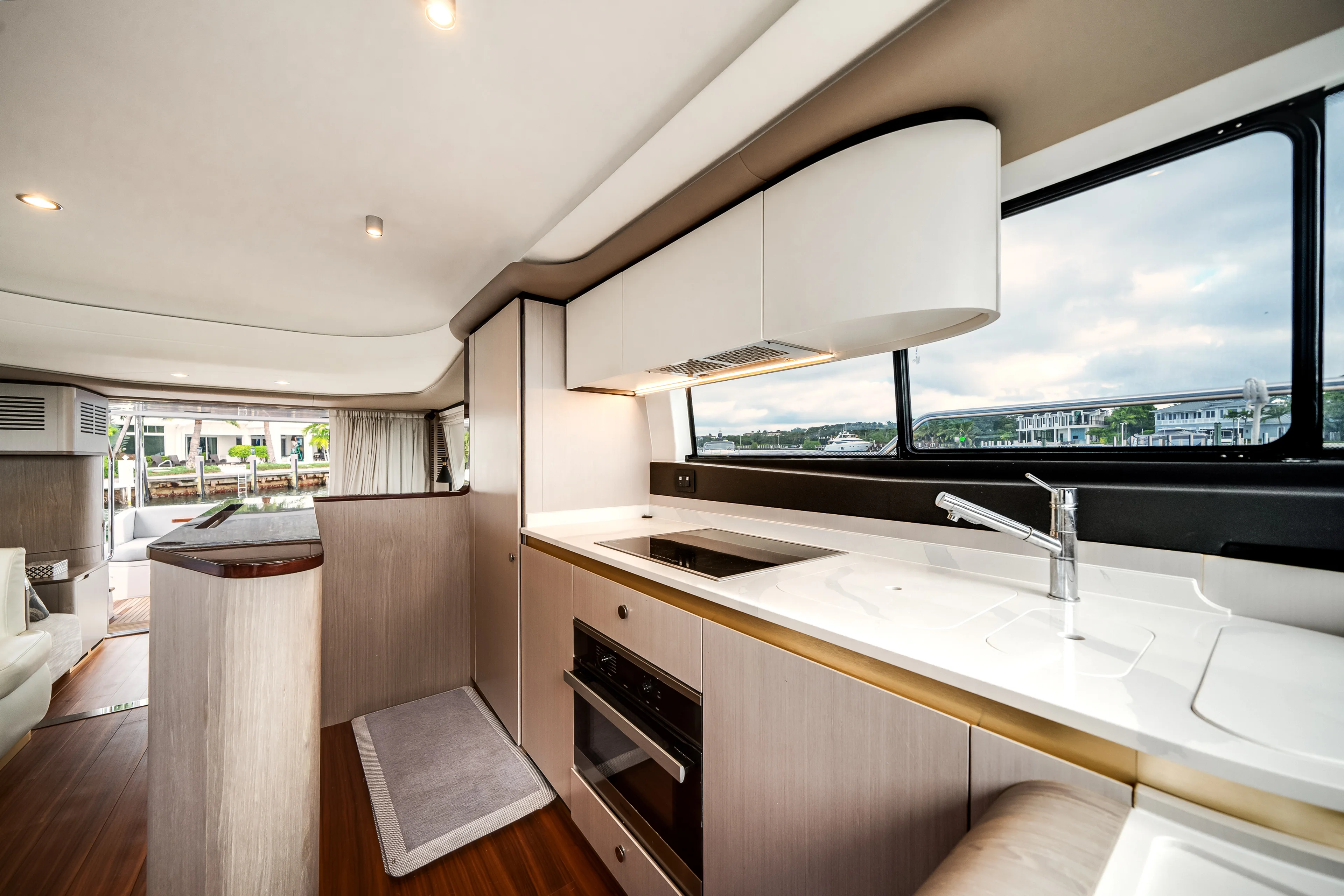 2022 Azimut 60 FLY Image Thumbnail #47