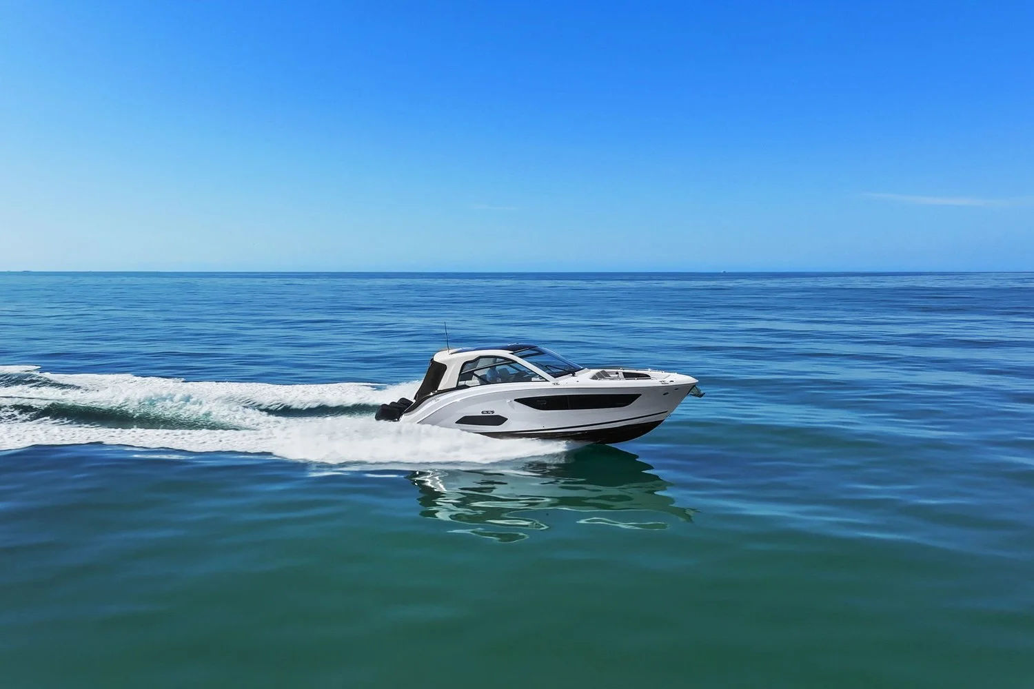 2023 Sea Ray 370 Sundancer Outboard Image Thumbnail #12