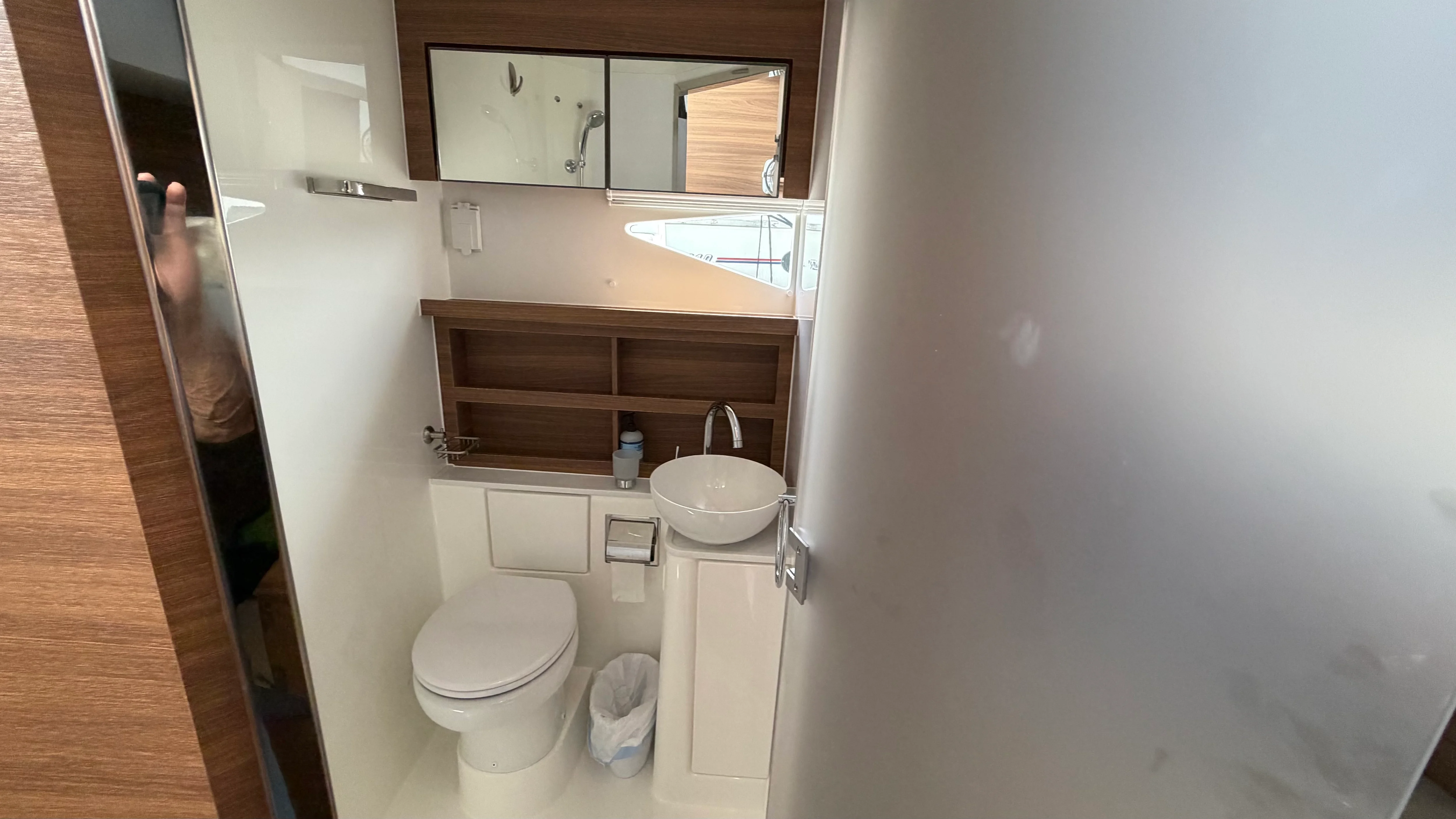 2025 Aquila
                                                             54 ENCLOSED BRIDGE Image Thumbnail #84