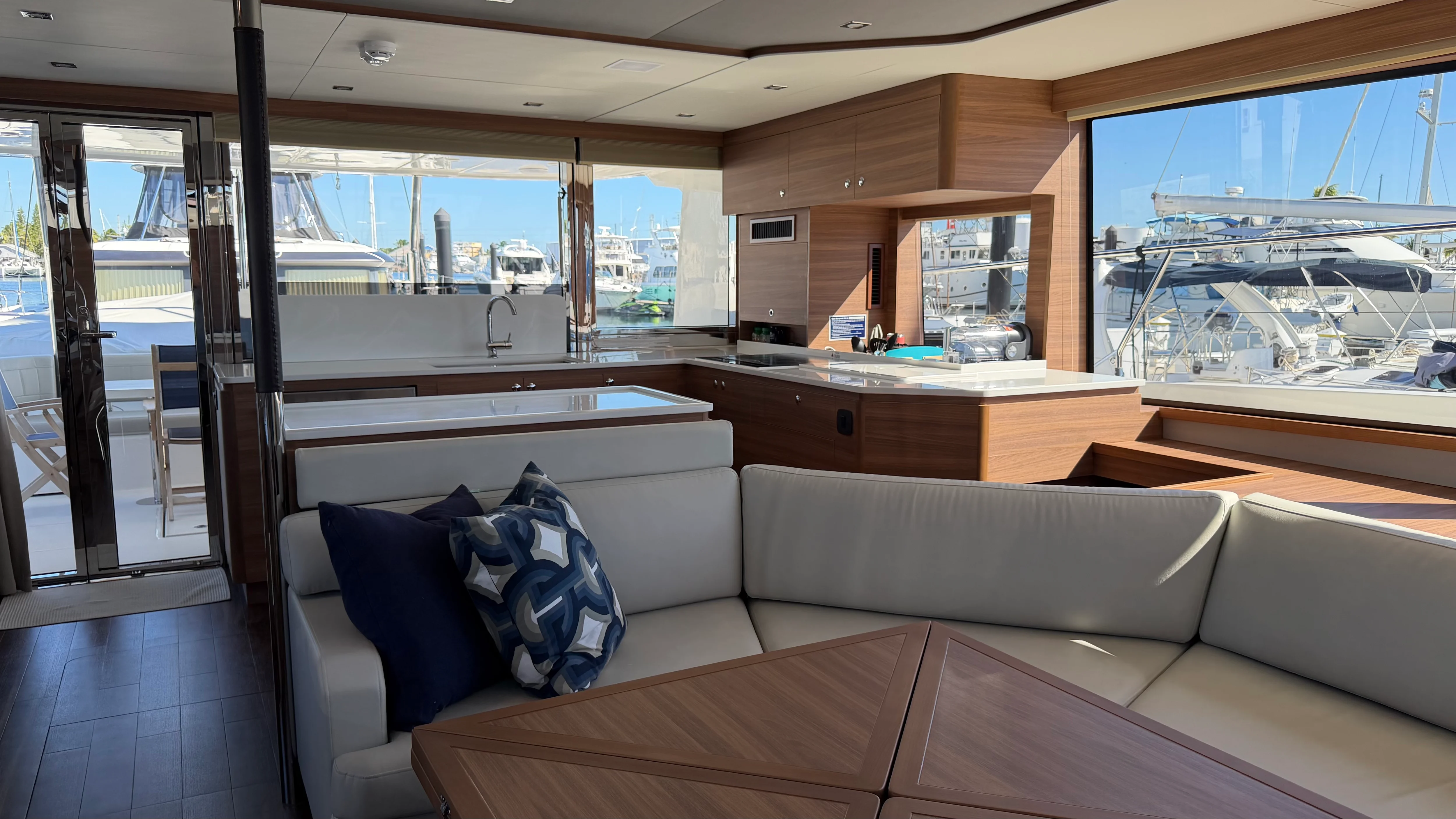 2025 Aquila
                                                             54 ENCLOSED BRIDGE Image Thumbnail #32