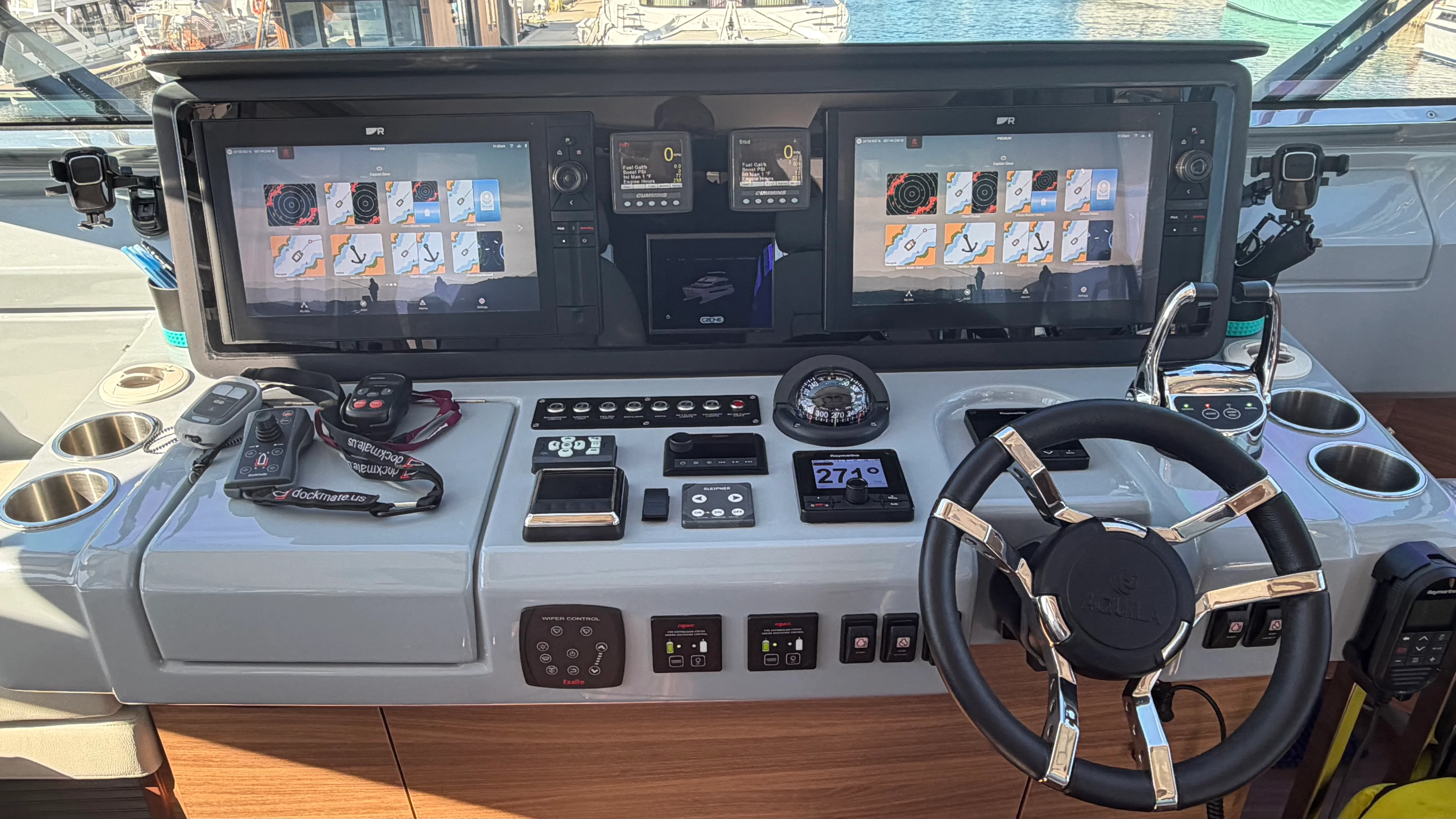 2025 Aquila
                                                             54 ENCLOSED BRIDGE Image Thumbnail #66