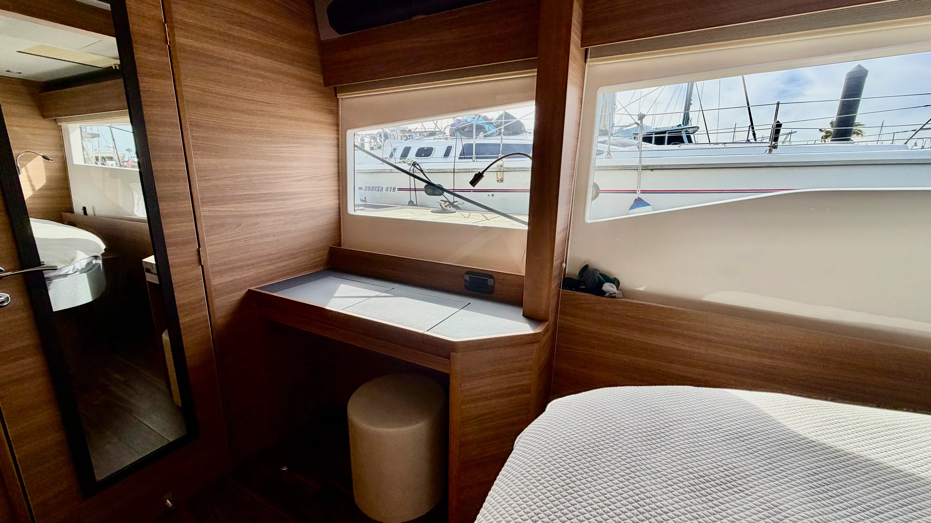 2025 Aquila 54 ENCLOSED BRIDGE Image Thumbnail #96