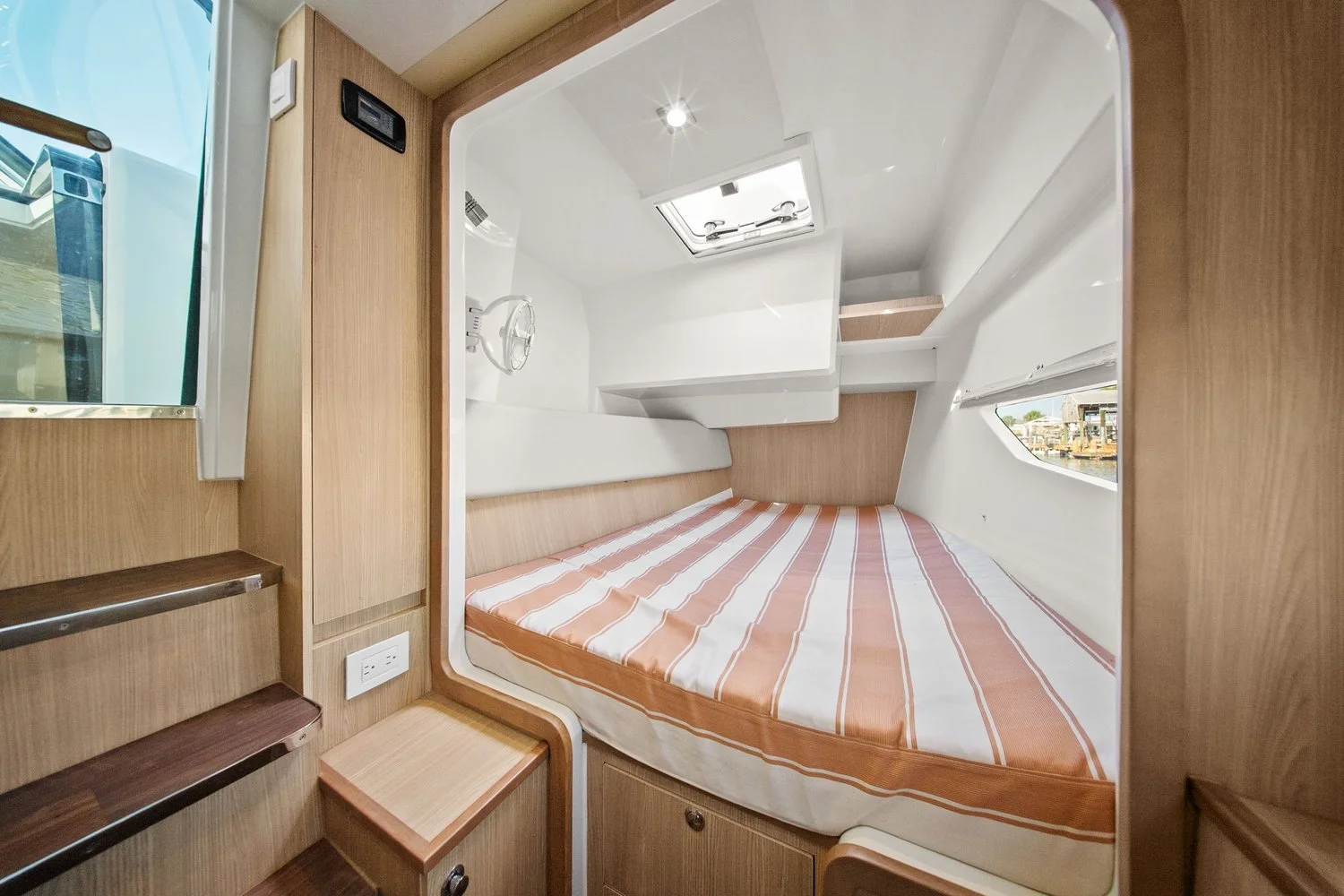 2020 Aquila 36 Image Thumbnail #56