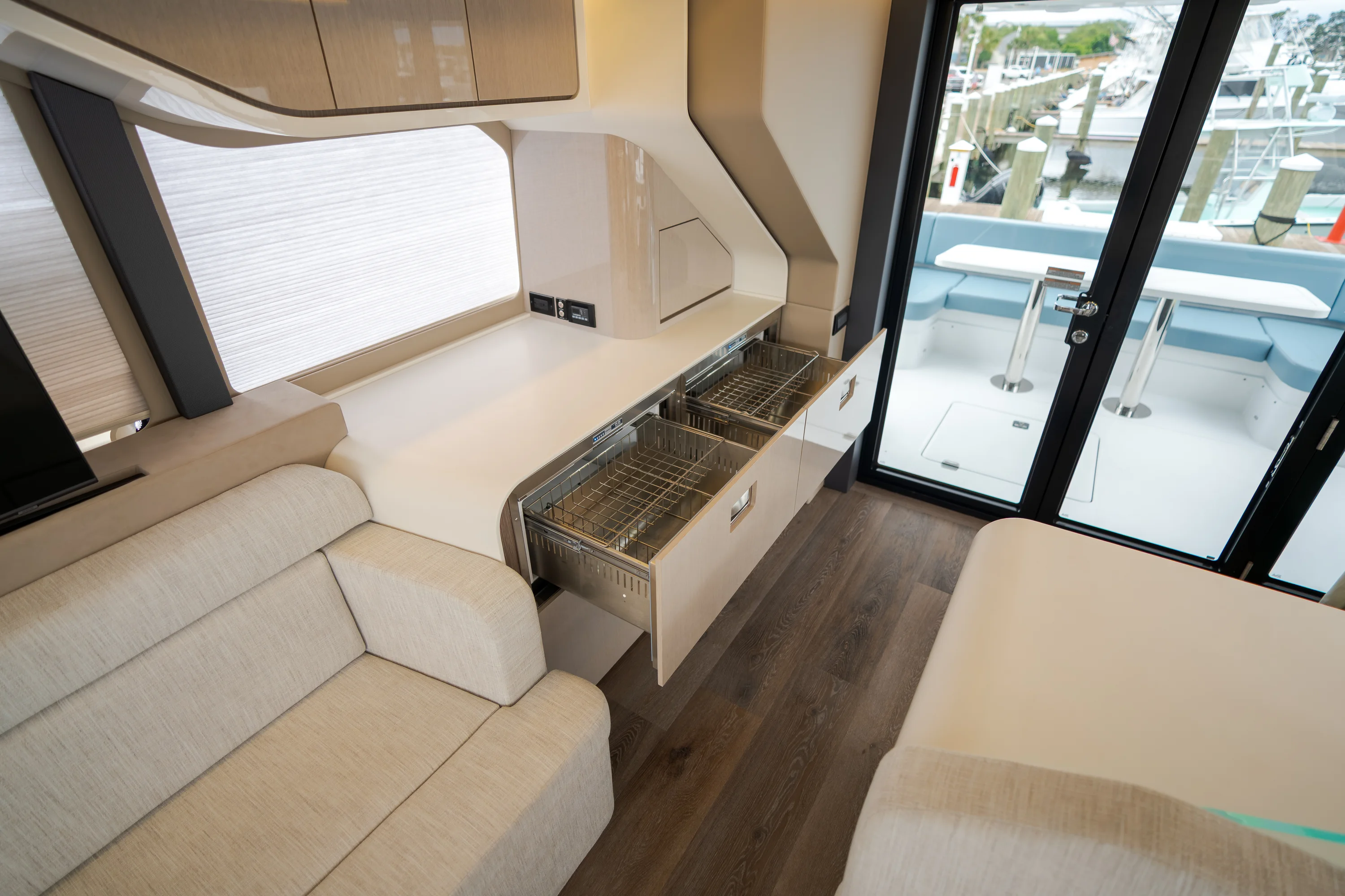 2026 Cruisers Yachts 57 FLY Image Thumbnail #53