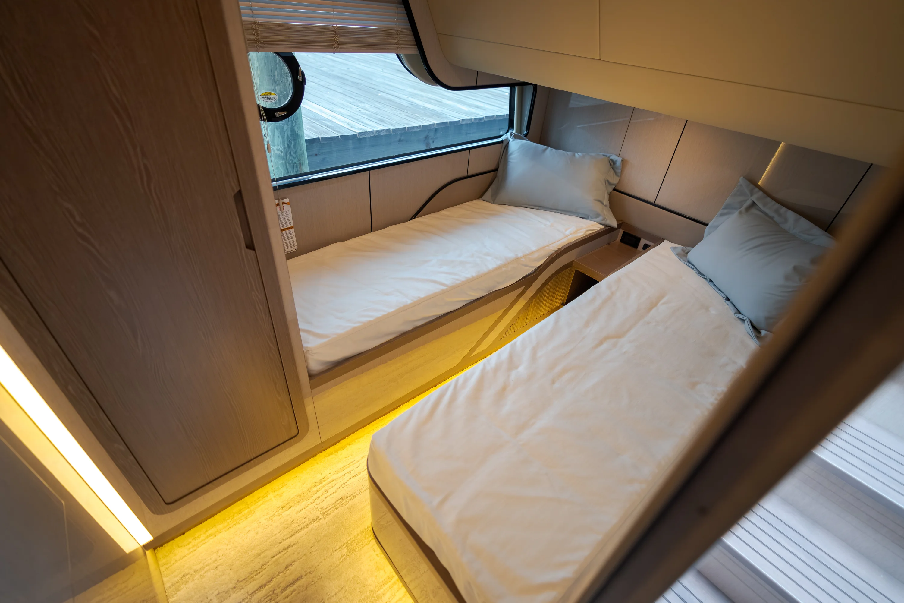 2026 Cruisers Yachts 57 FLY Image Thumbnail #82