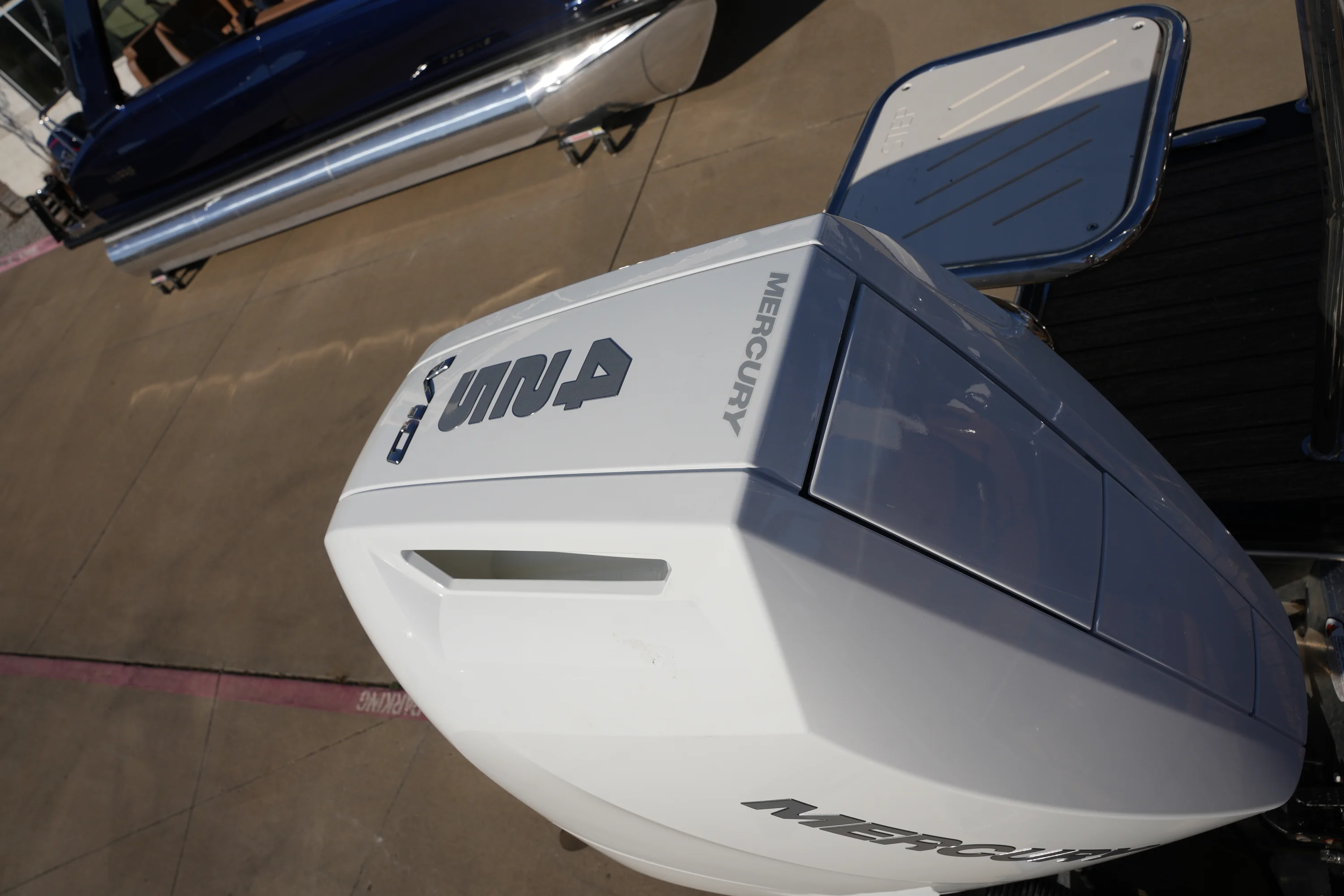 2026 Harris Grand Mariner 250 Image Thumbnail #10