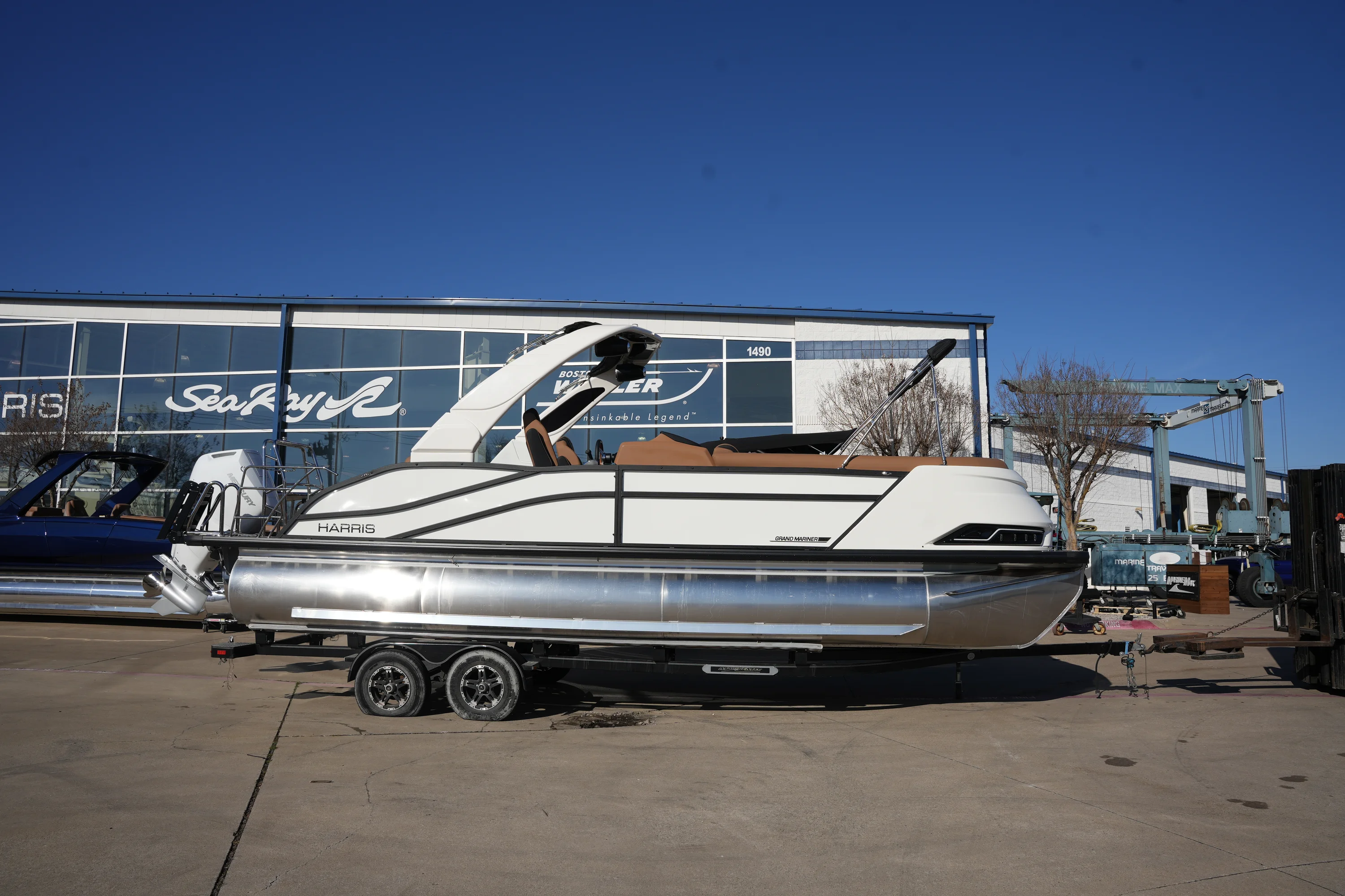 2026 Harris Grand Mariner 250 Image Thumbnail #0