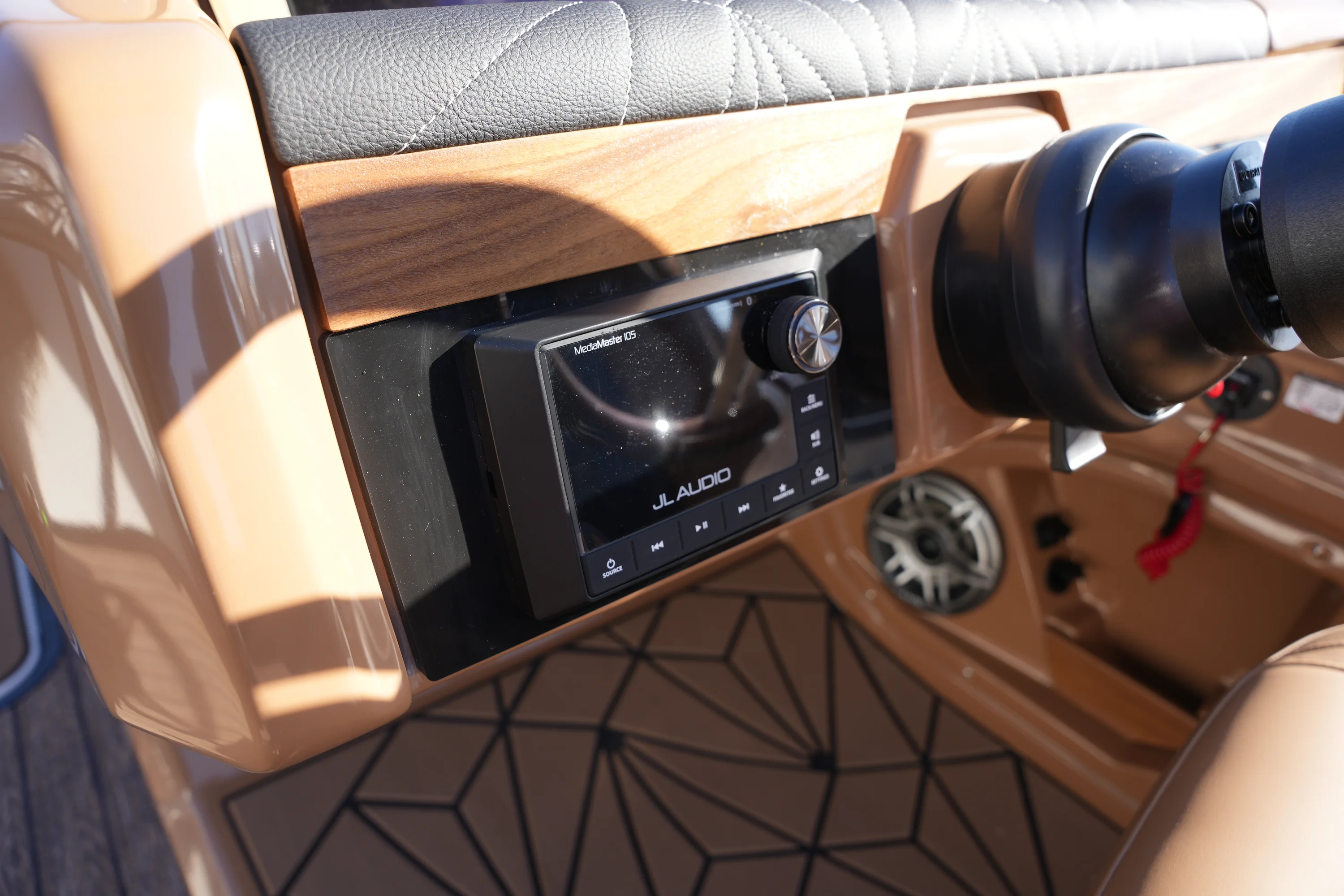 2026 Harris Grand Mariner 250 Image Thumbnail #26