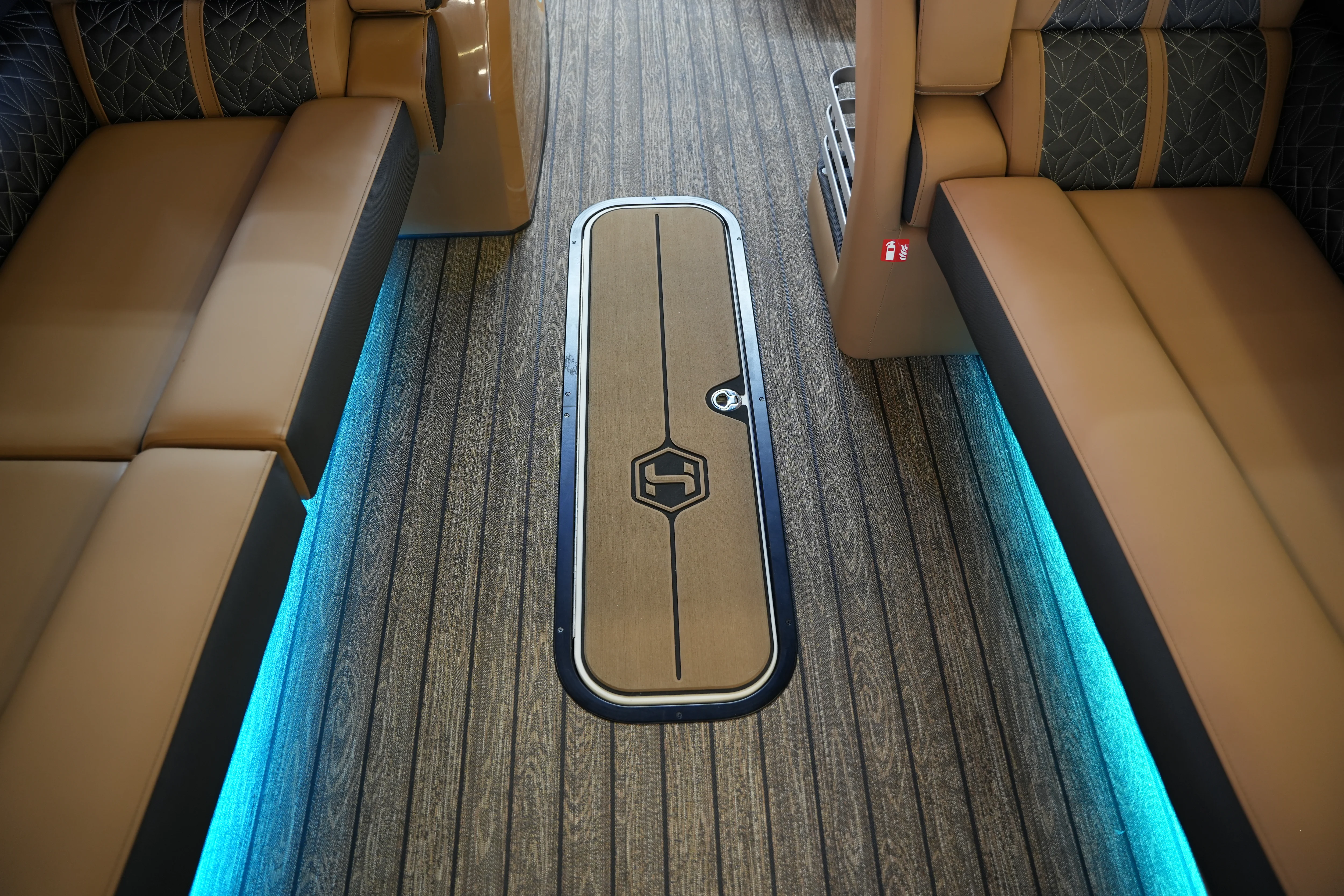 2026 Harris Grand Mariner 250 Image Thumbnail #14