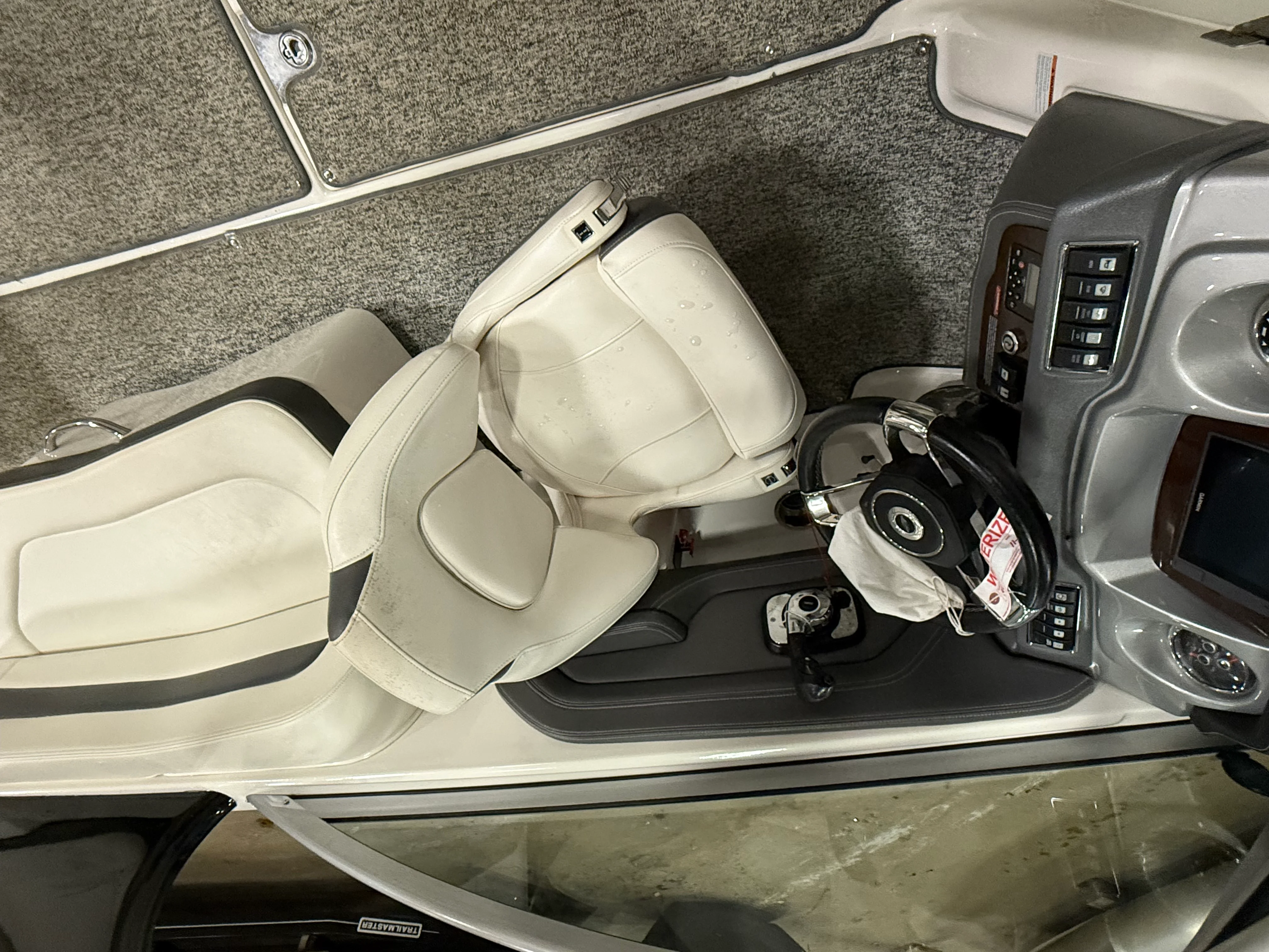 2015 Chaparral SUNESTA 264 Image Thumbnail #17