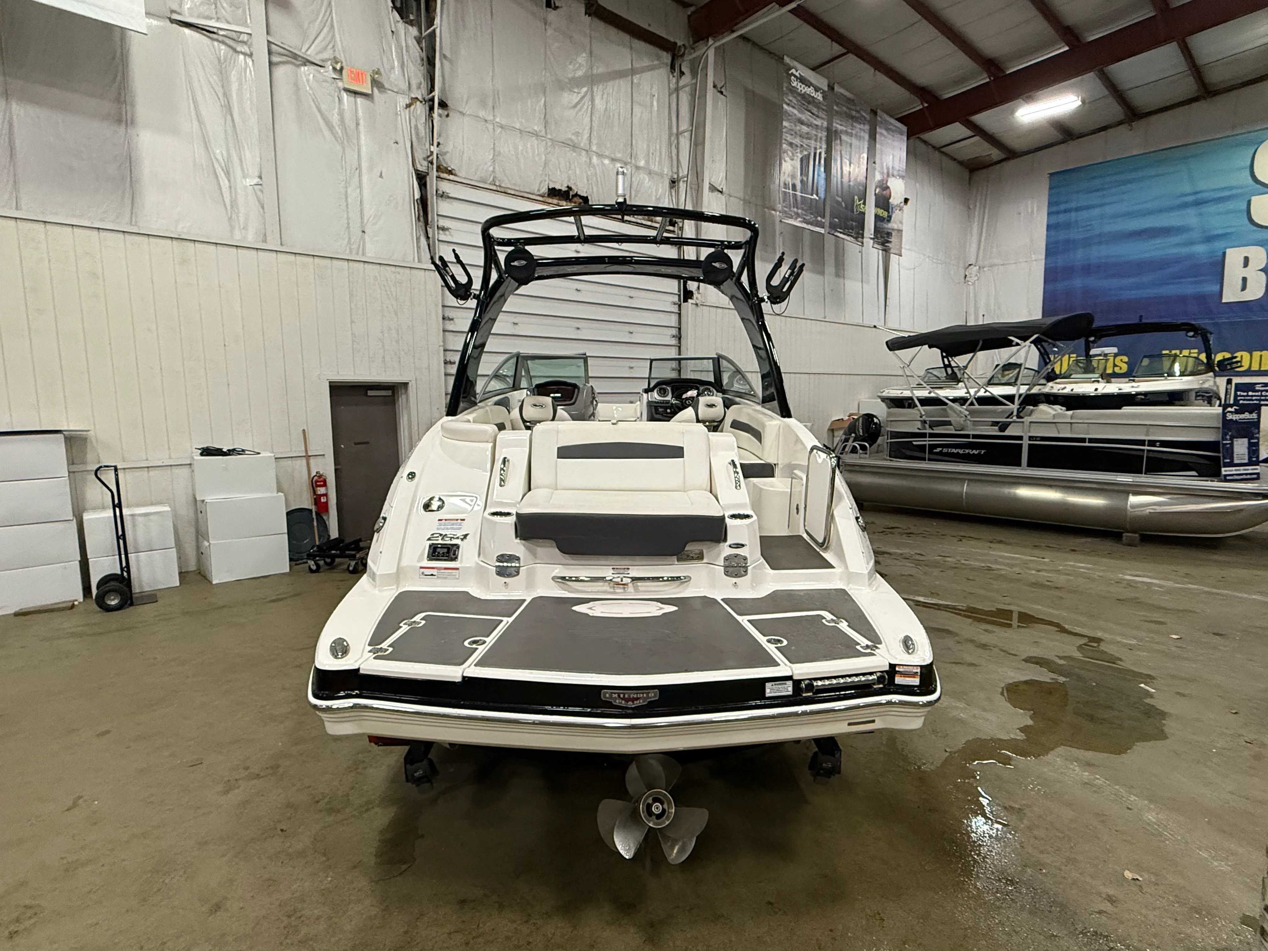 2015 Chaparral SUNESTA 264 Image Thumbnail #5