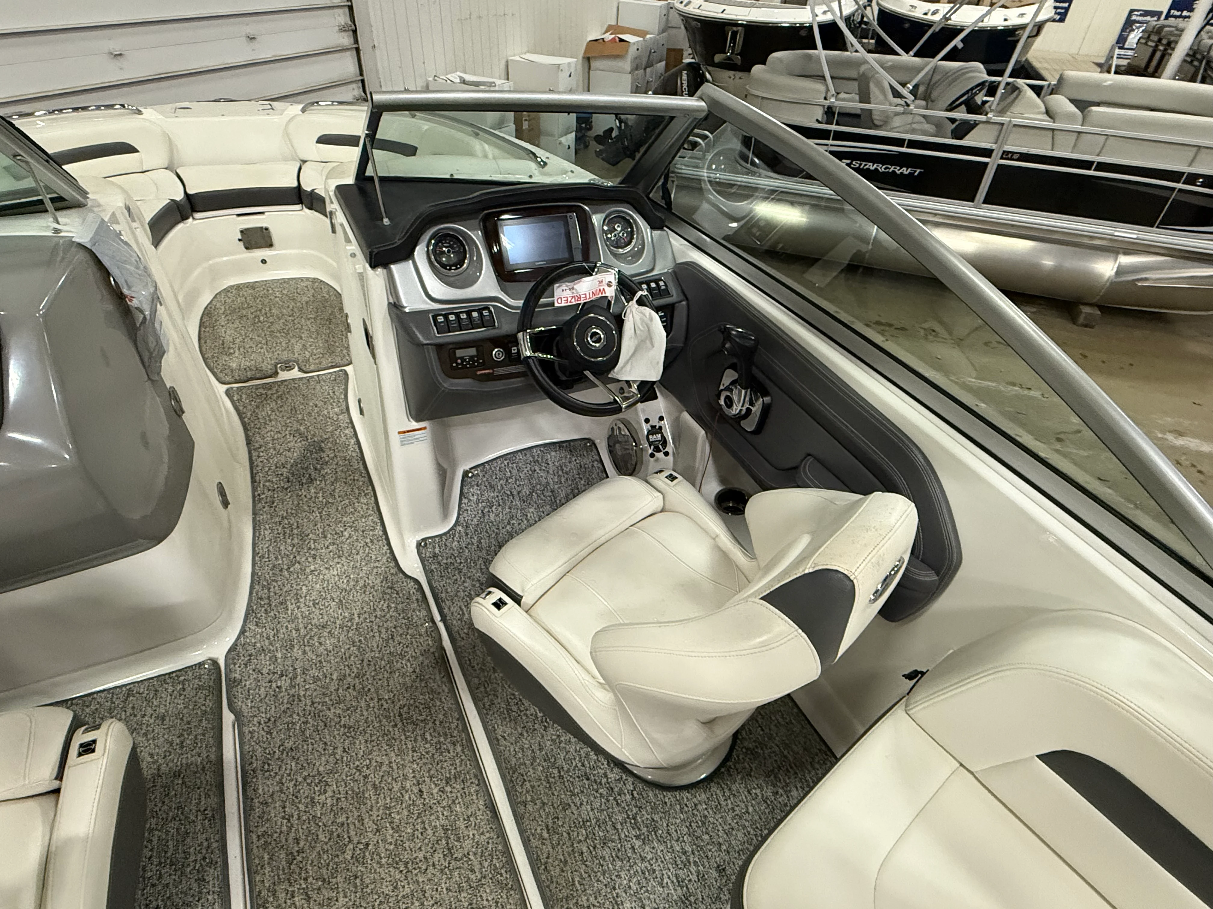 2015 Chaparral SUNESTA 264 Image Thumbnail #13