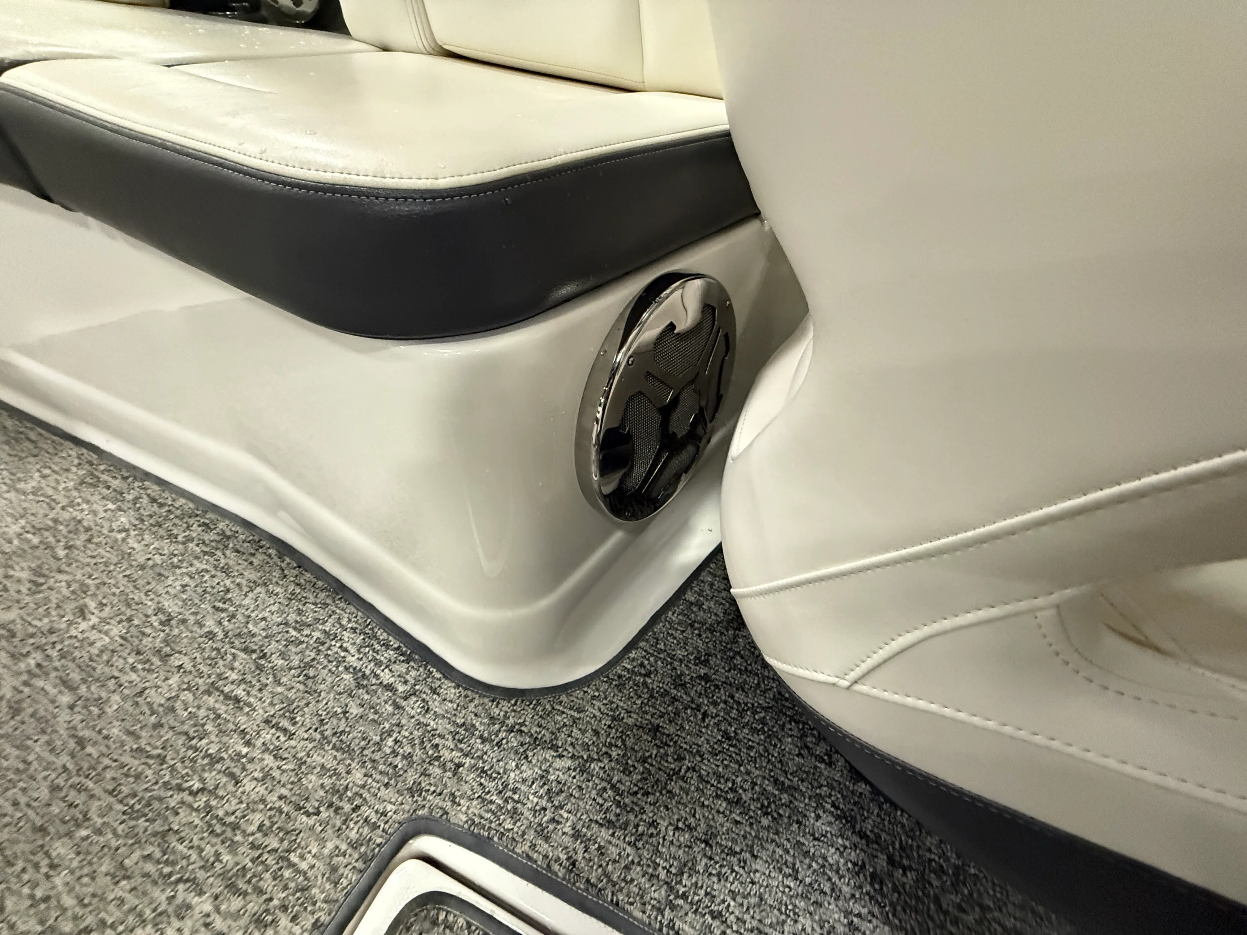 2015 Chaparral SUNESTA 264 Image Thumbnail #26