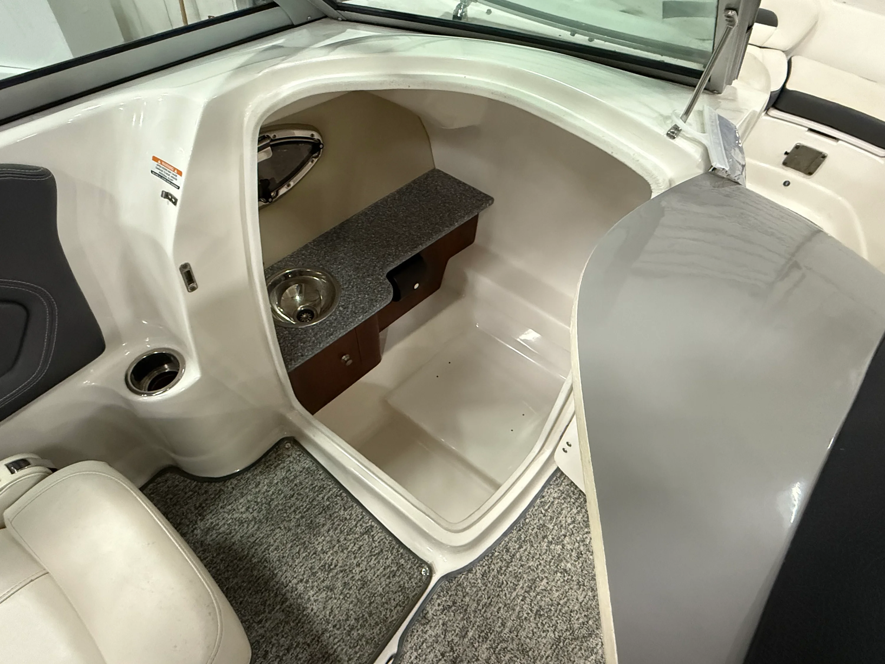 2015 Chaparral SUNESTA 264 Image Thumbnail #15