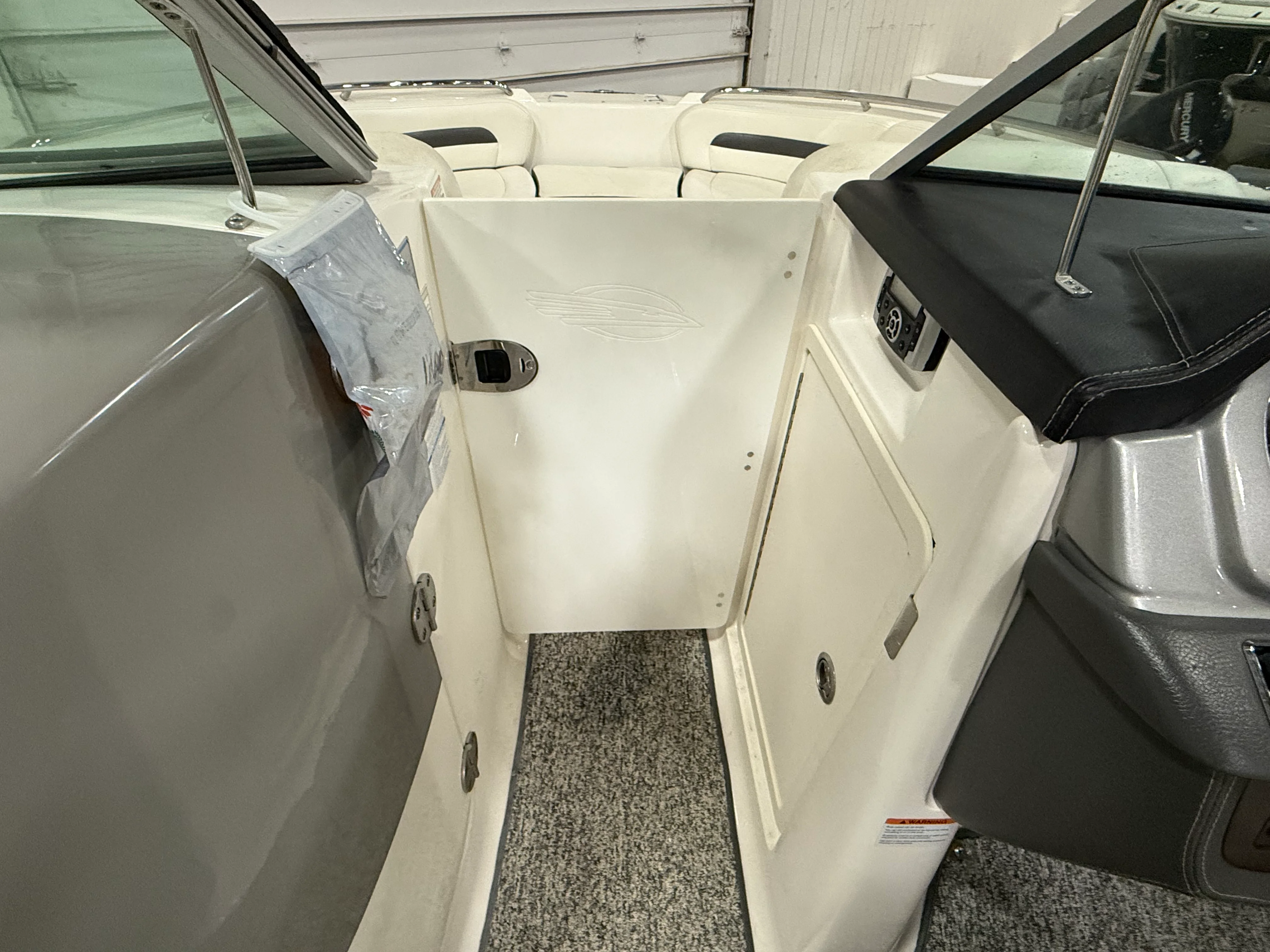 2015 Chaparral SUNESTA 264 Image Thumbnail #19