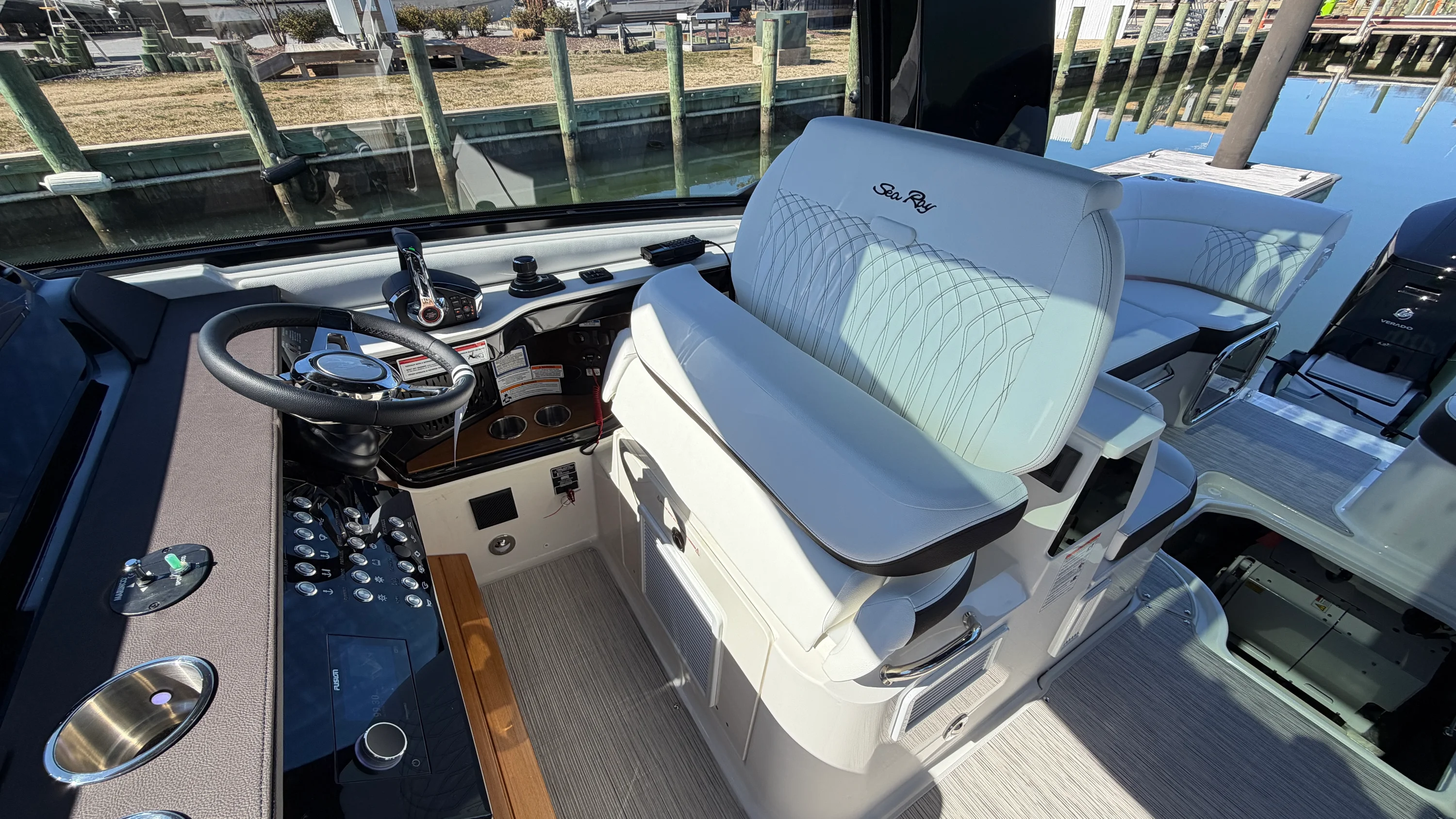 2026 Sea Ray Sundancer 370 Outboard Image Thumbnail #20