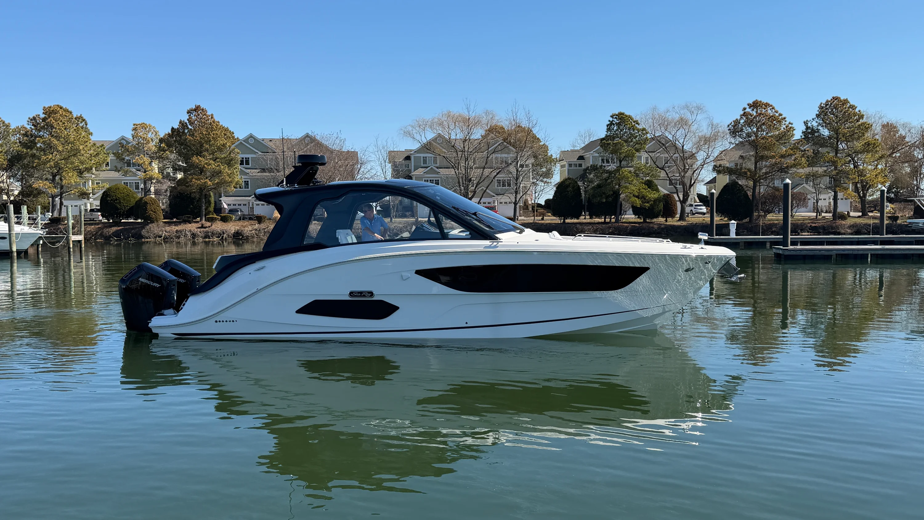2026 Sea Ray Sundancer 370 Outboard Image Thumbnail #0
