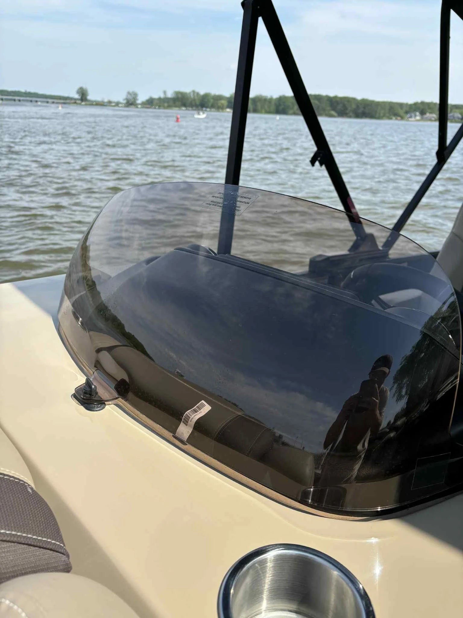 2022 Sylvan L1 DLZTT Image Thumbnail #11