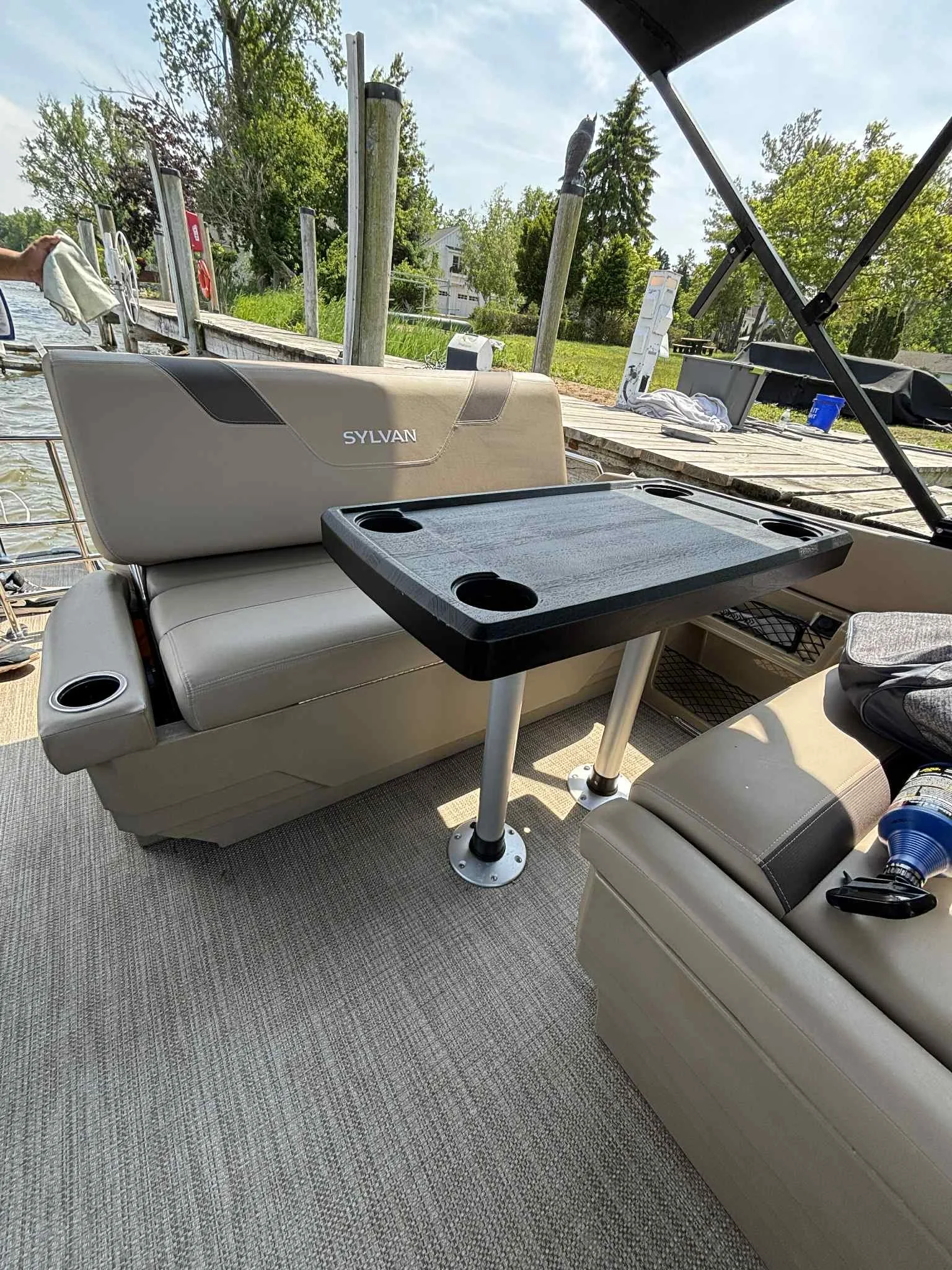 2022 Sylvan L1 DLZTT Image Thumbnail #9