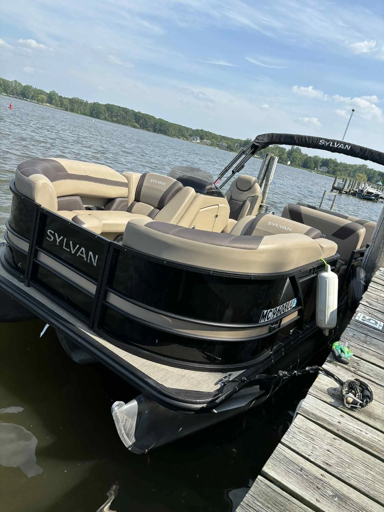 2022 Sylvan L1 DLZTT Image Thumbnail #0