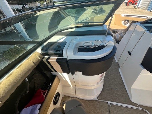 2019 Sea Ray 250 SLX Image Thumbnail #18