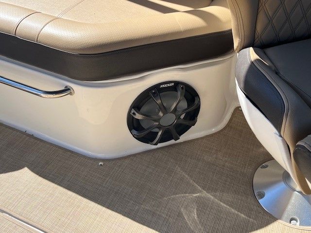 2019 Sea Ray 250 SLX Image Thumbnail #16