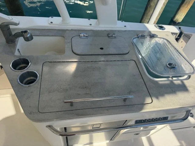 2016 Boston Whaler 320 VANTAGE Image Thumbnail #19