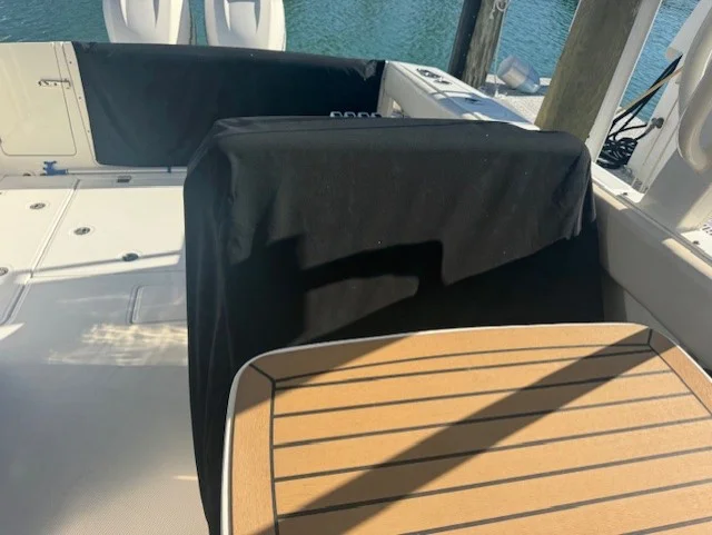 2016 Boston Whaler 320 VANTAGE Image Thumbnail #5