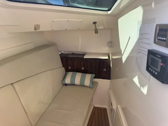 2016 Boston Whaler 320 VANTAGE Image Thumbnail #33