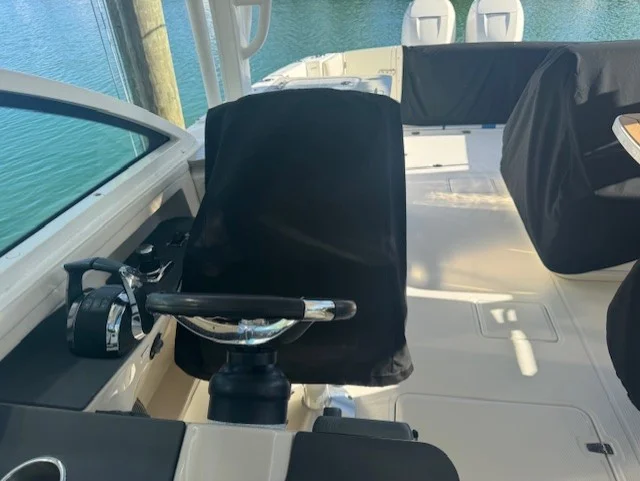 2016 Boston Whaler 320 VANTAGE Image Thumbnail #4