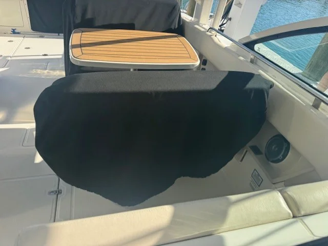 2016 Boston Whaler 320 VANTAGE Image Thumbnail #3