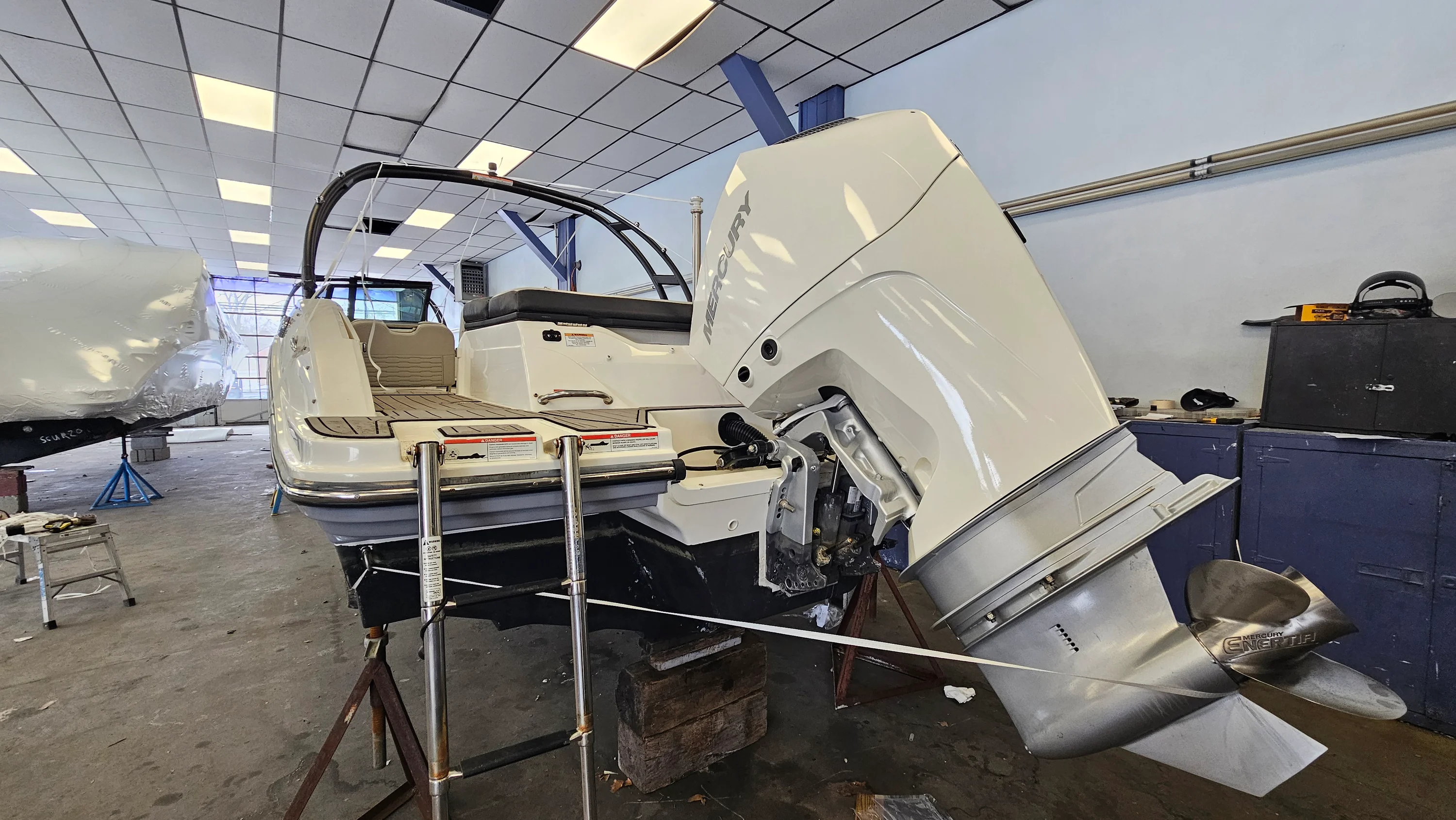 2023 Sea Ray SPX 210 Outboard Image Thumbnail #7