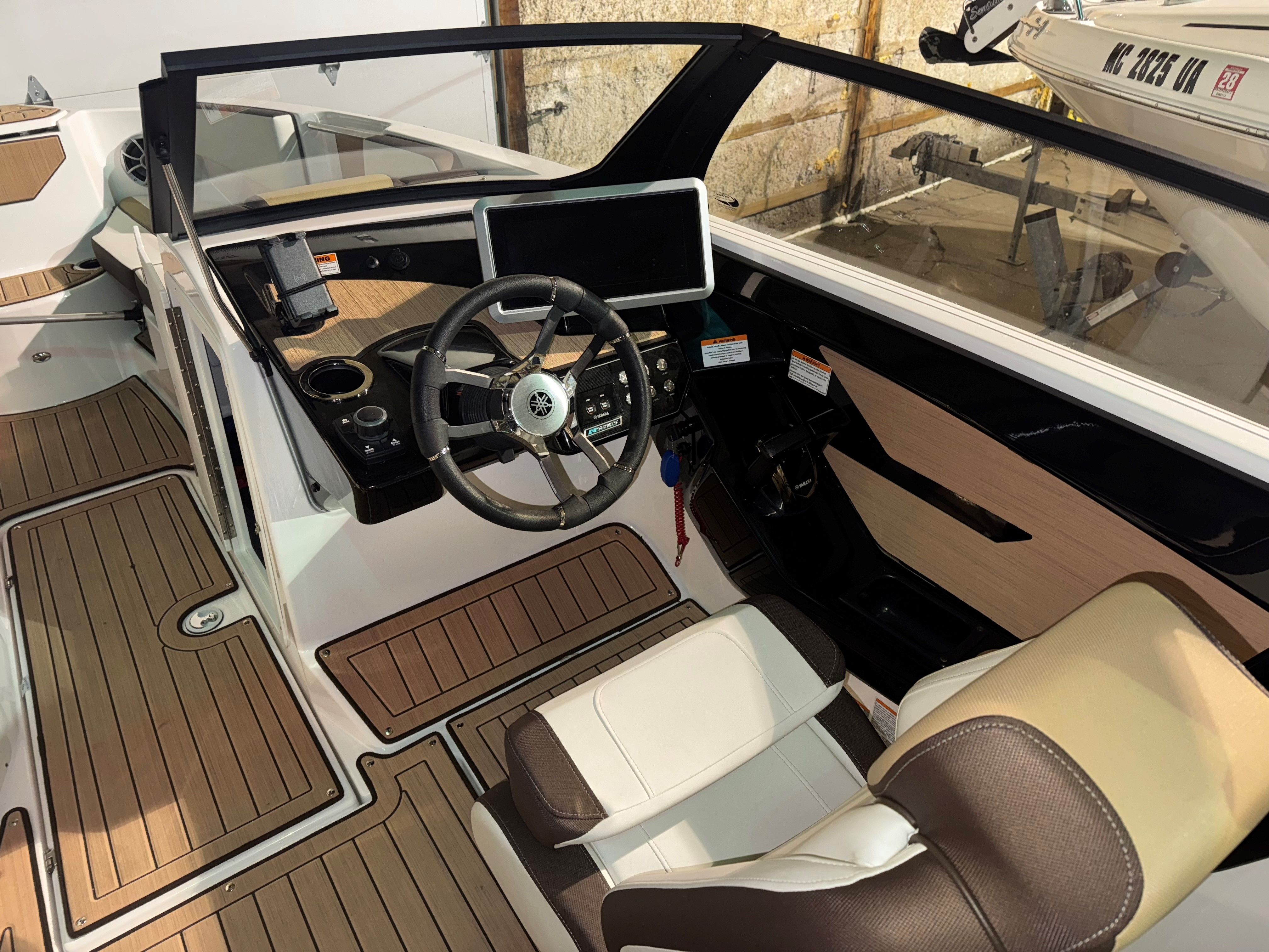 2023 Yamaha 222SE Image Thumbnail #8