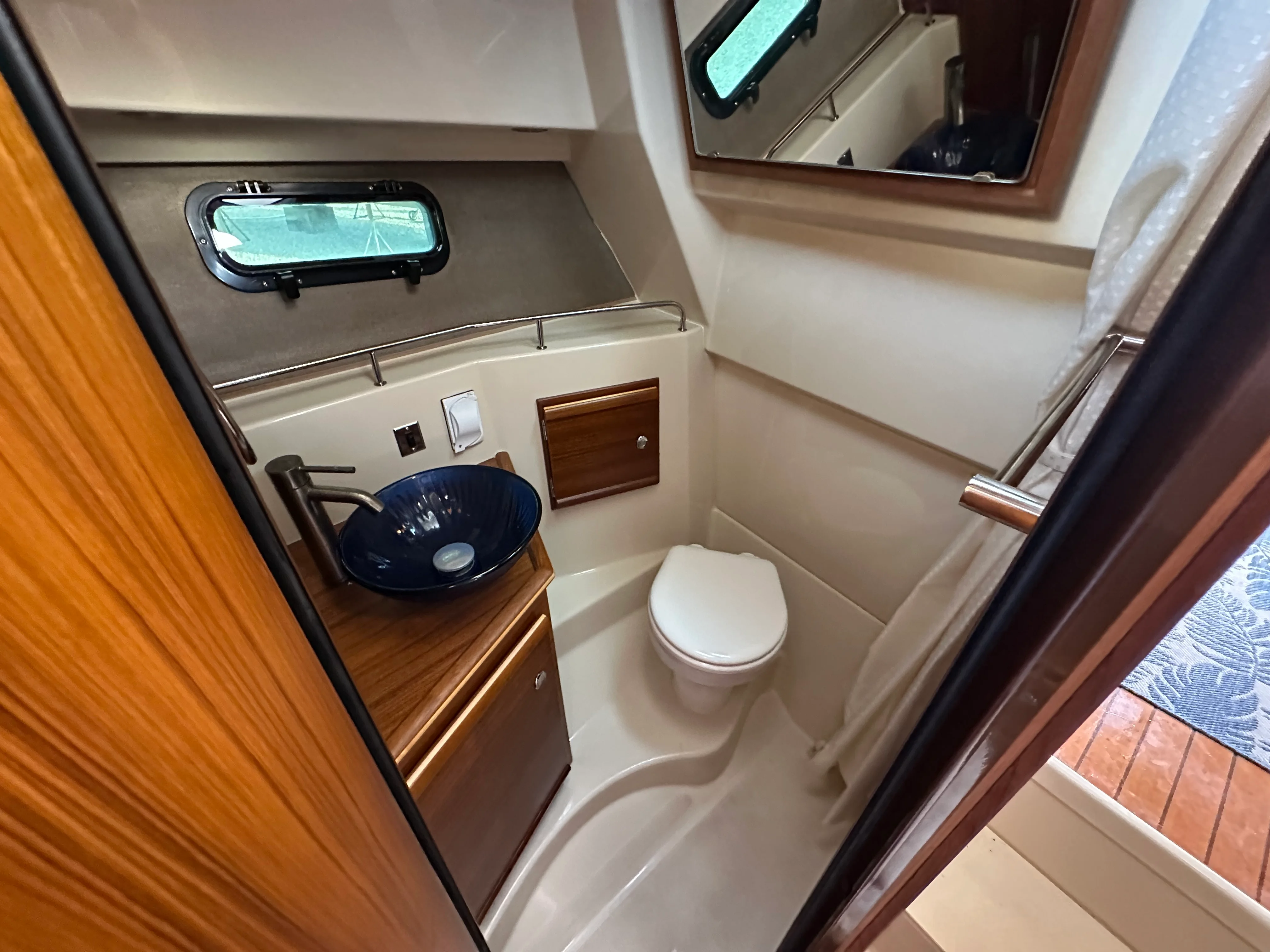 2024 Ranger R27 Image Thumbnail #10