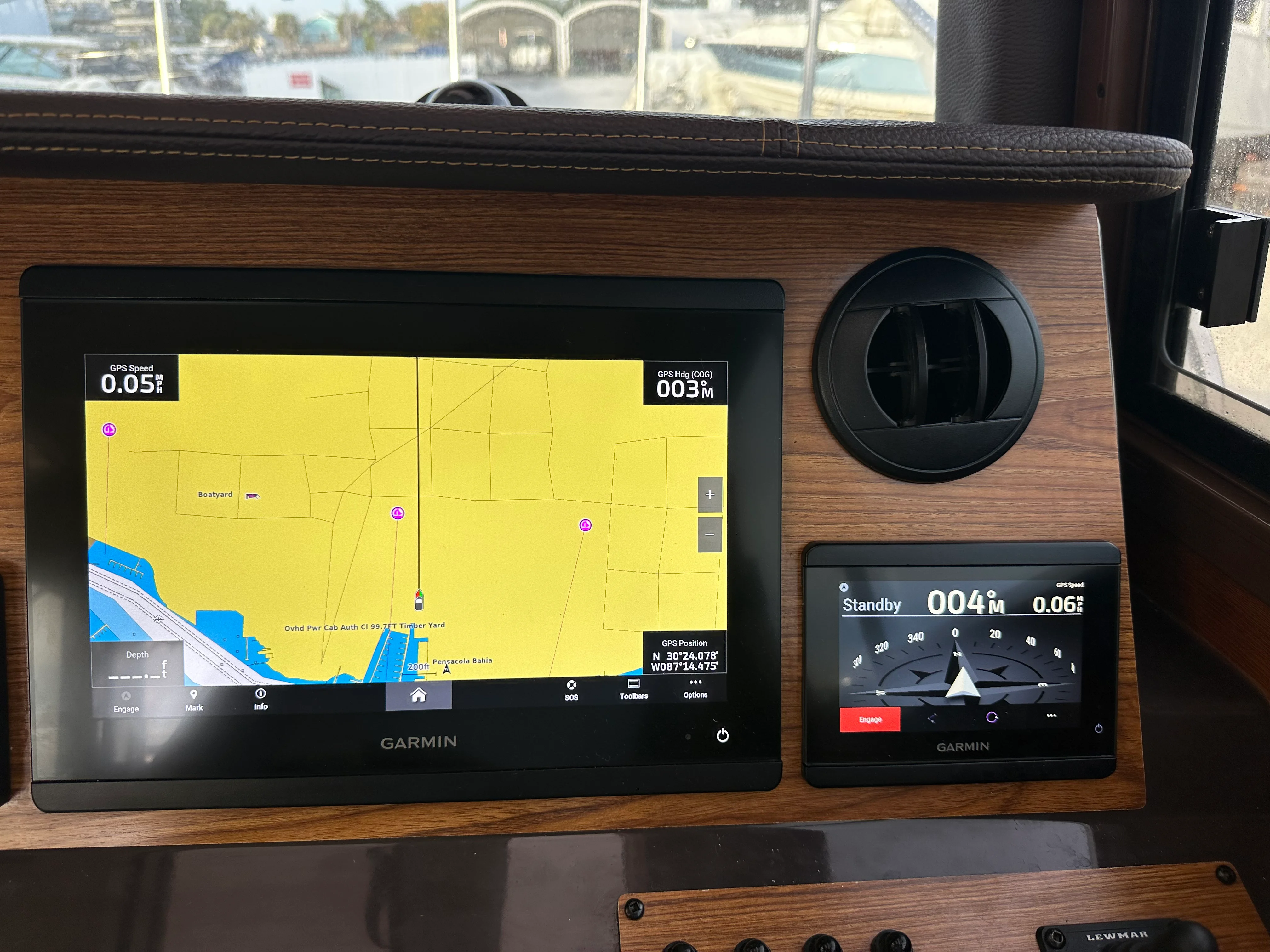 2024 Ranger R27 Image Thumbnail #15