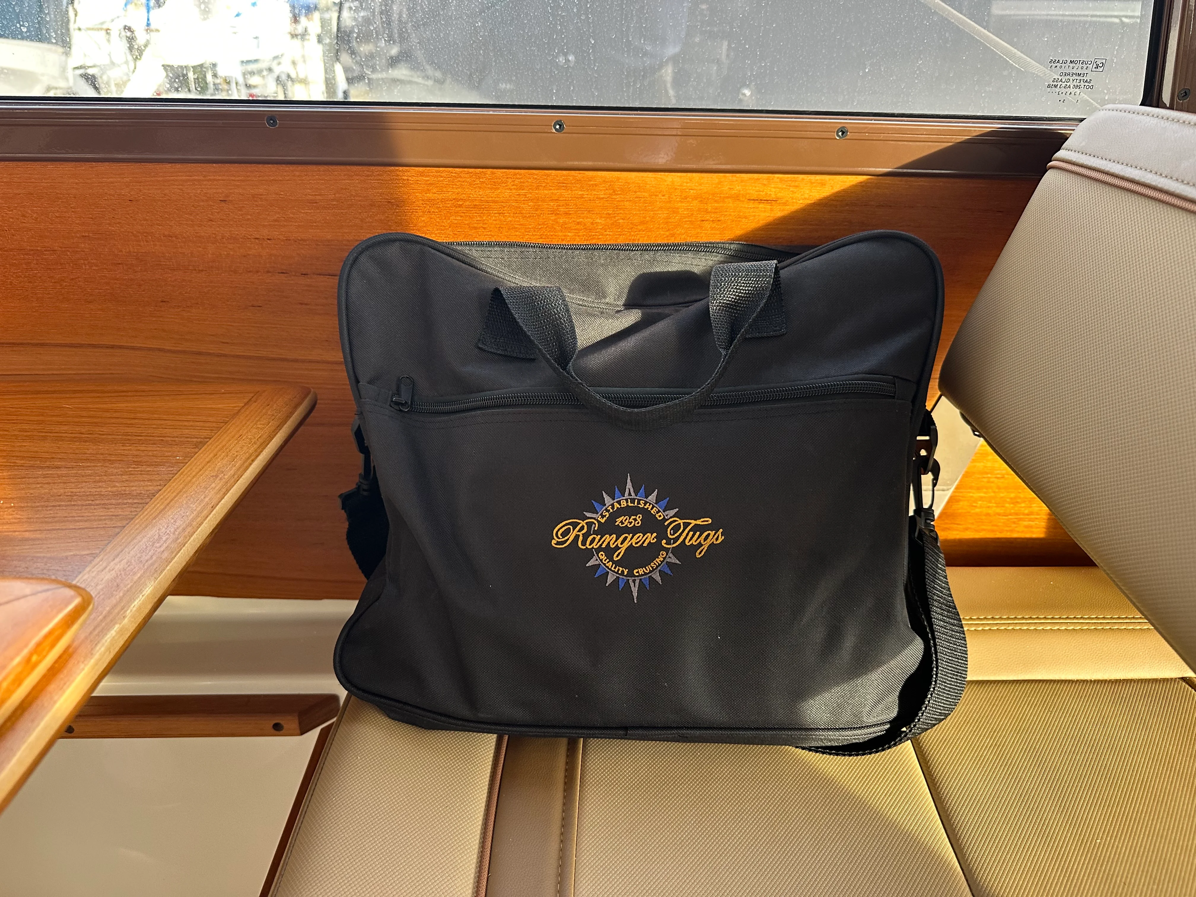 2024 Ranger R27 Image Thumbnail #17