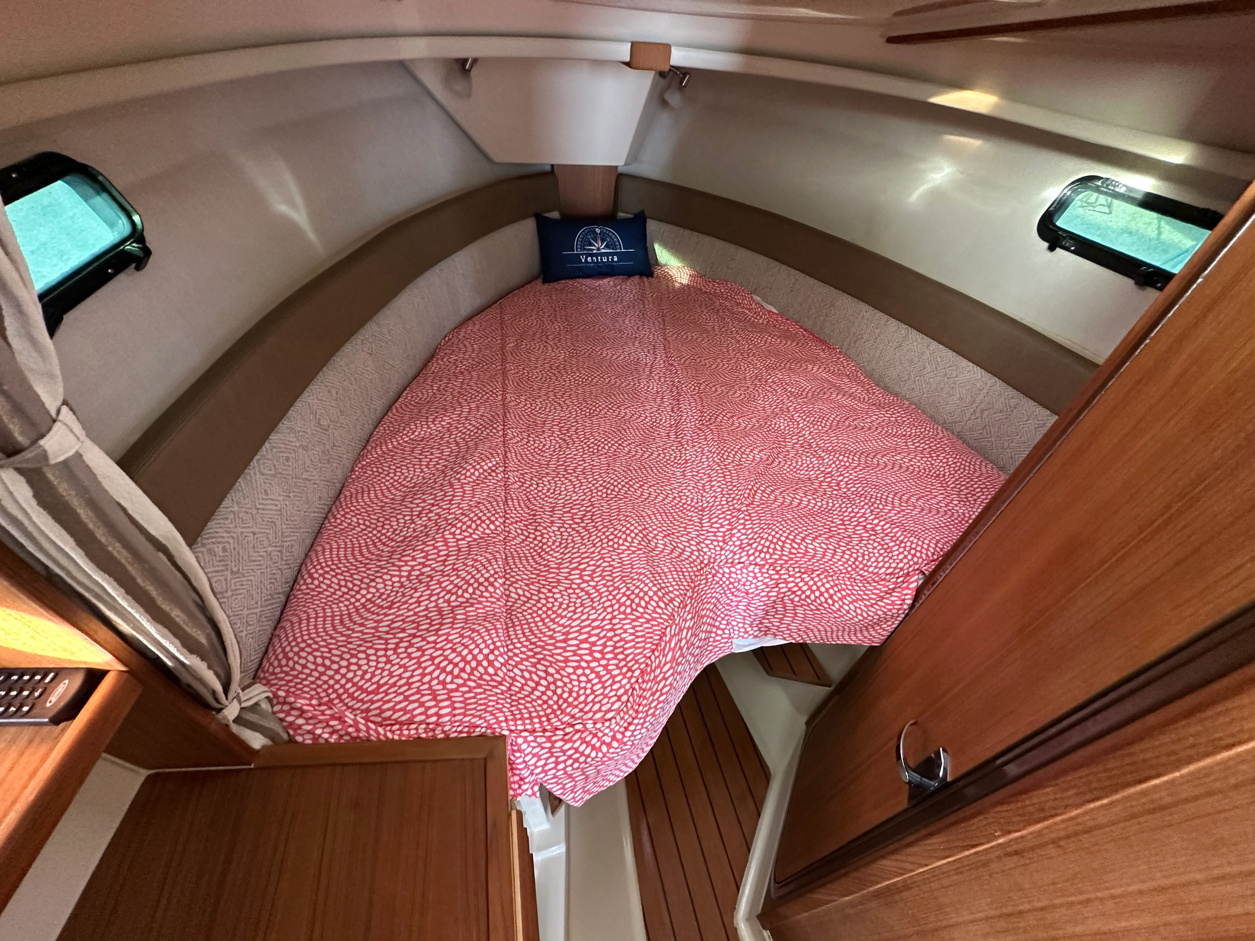 2024 Ranger R27 Image Thumbnail #12