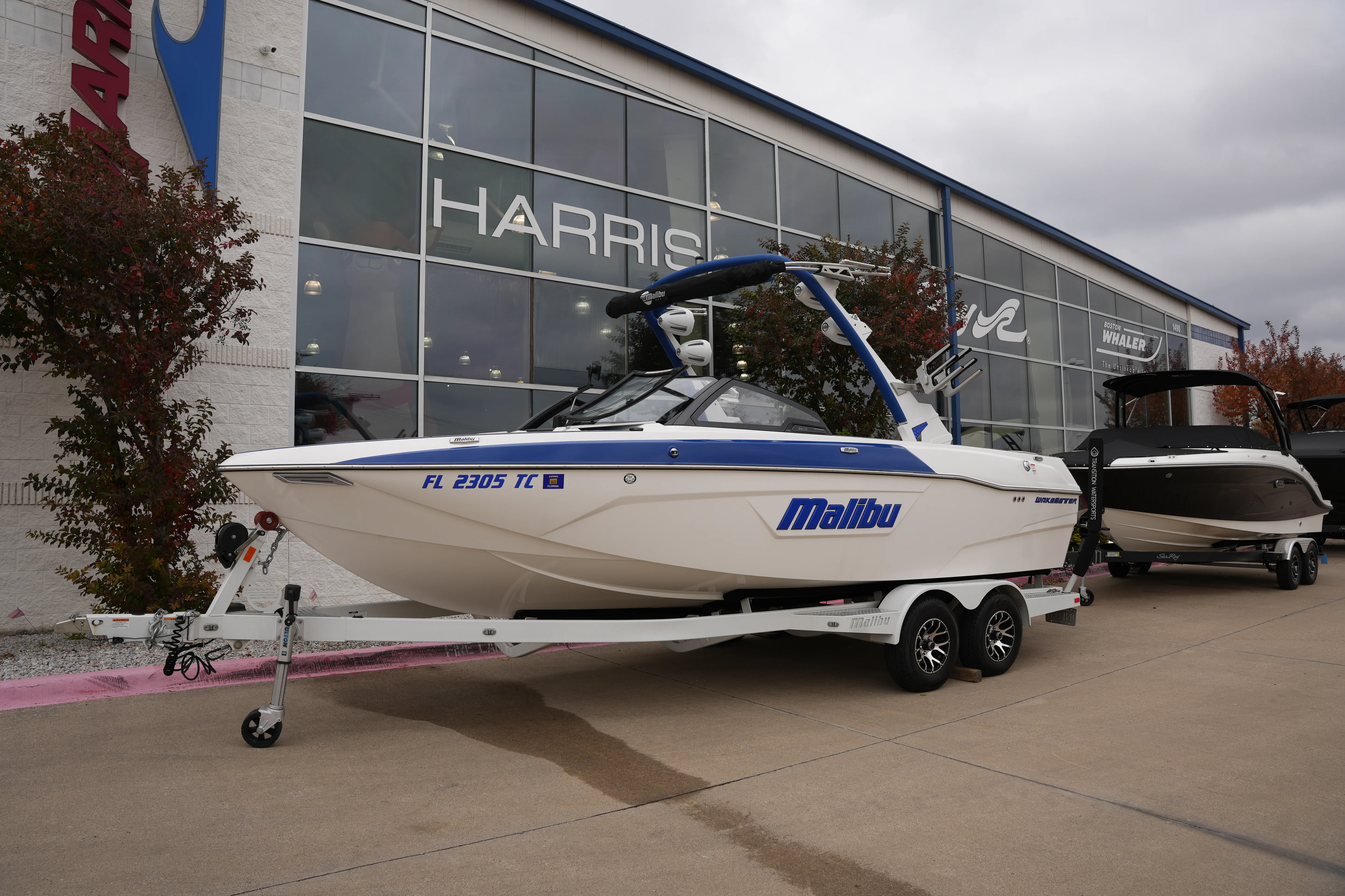 2022 Malibu WAKESETTER 23 LSV Image Thumbnail #1