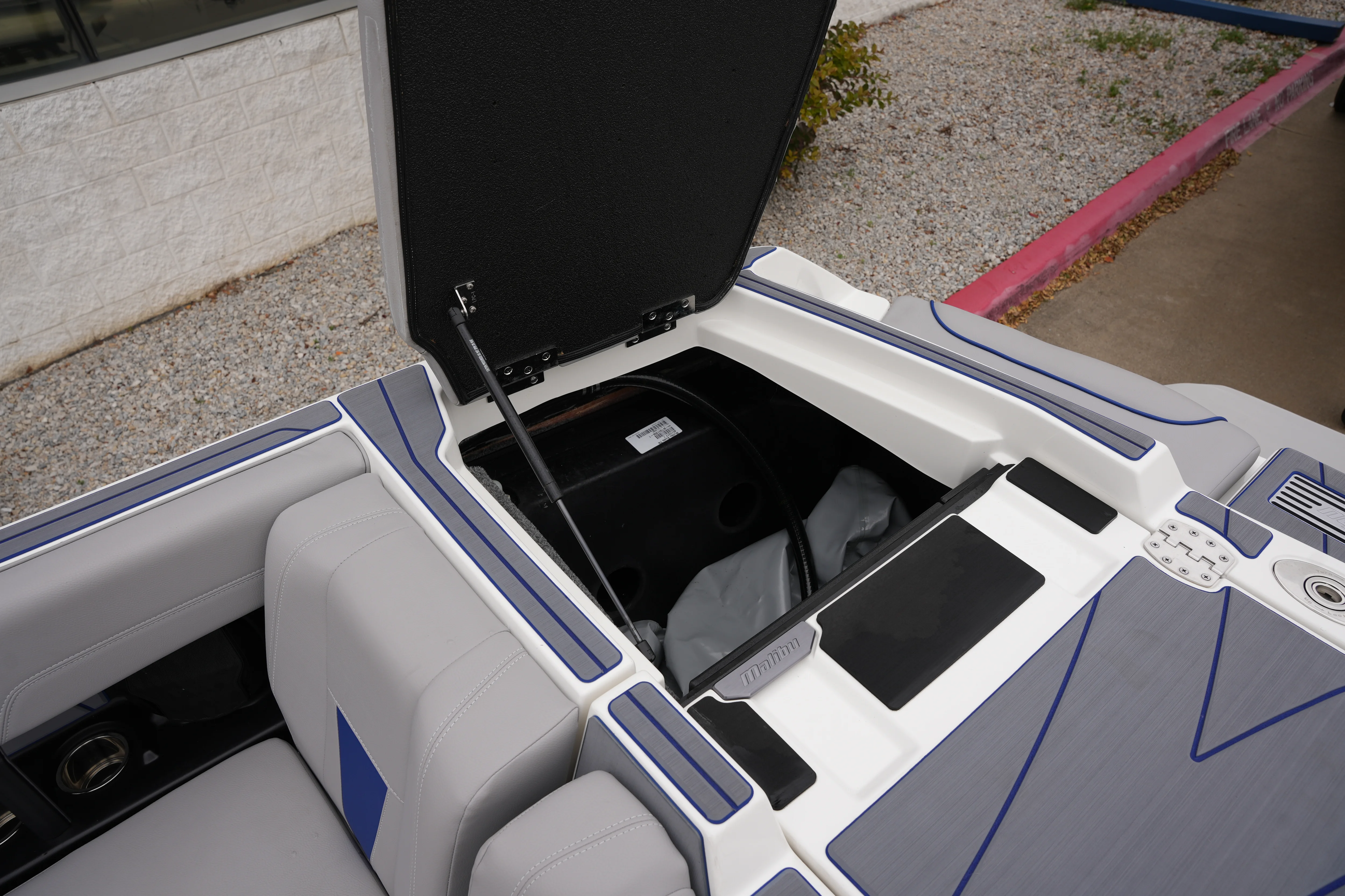 2022 Malibu WAKESETTER 23 LSV Image Thumbnail #5