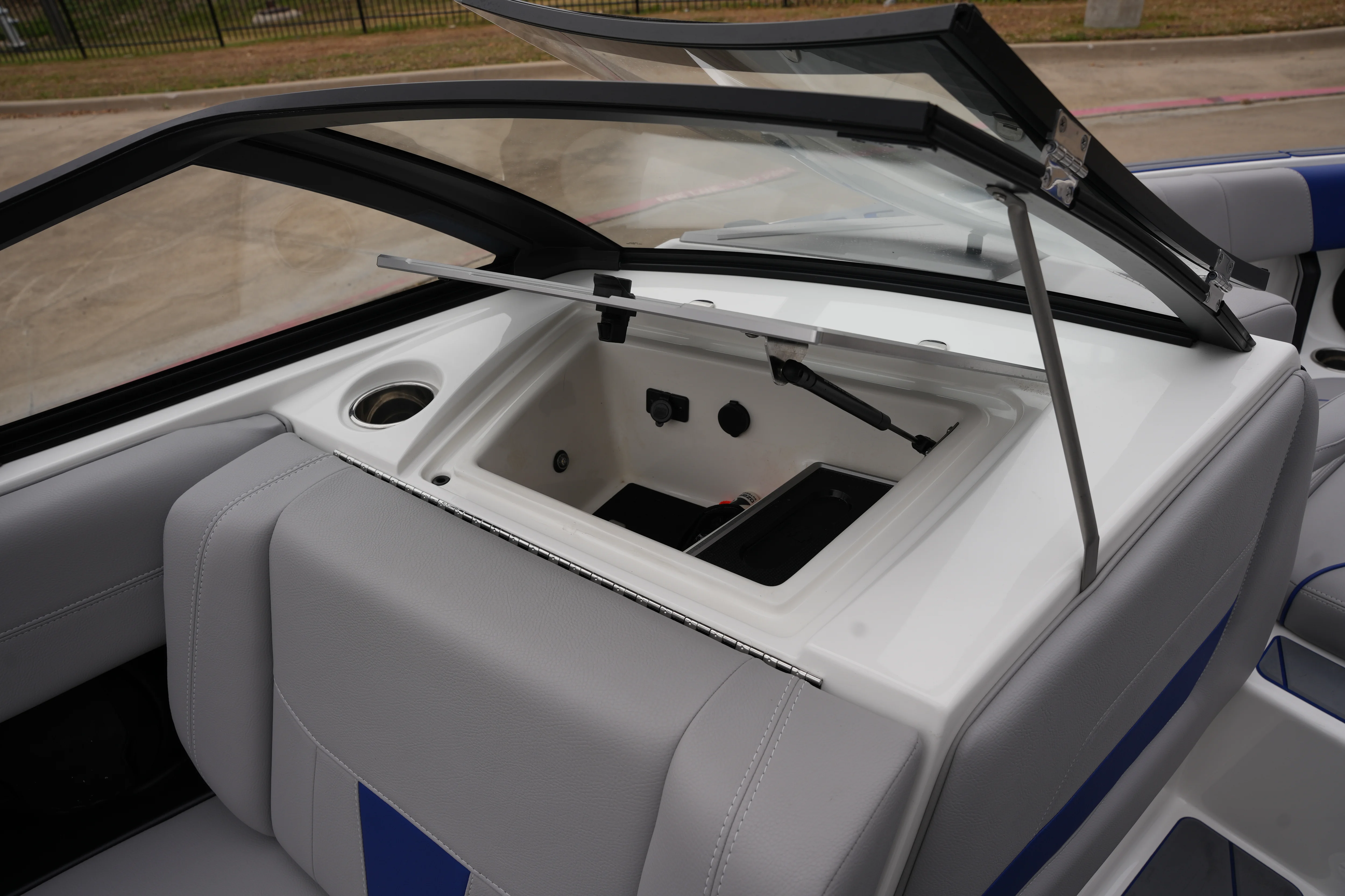2022 Malibu WAKESETTER 23 LSV Image Thumbnail #17