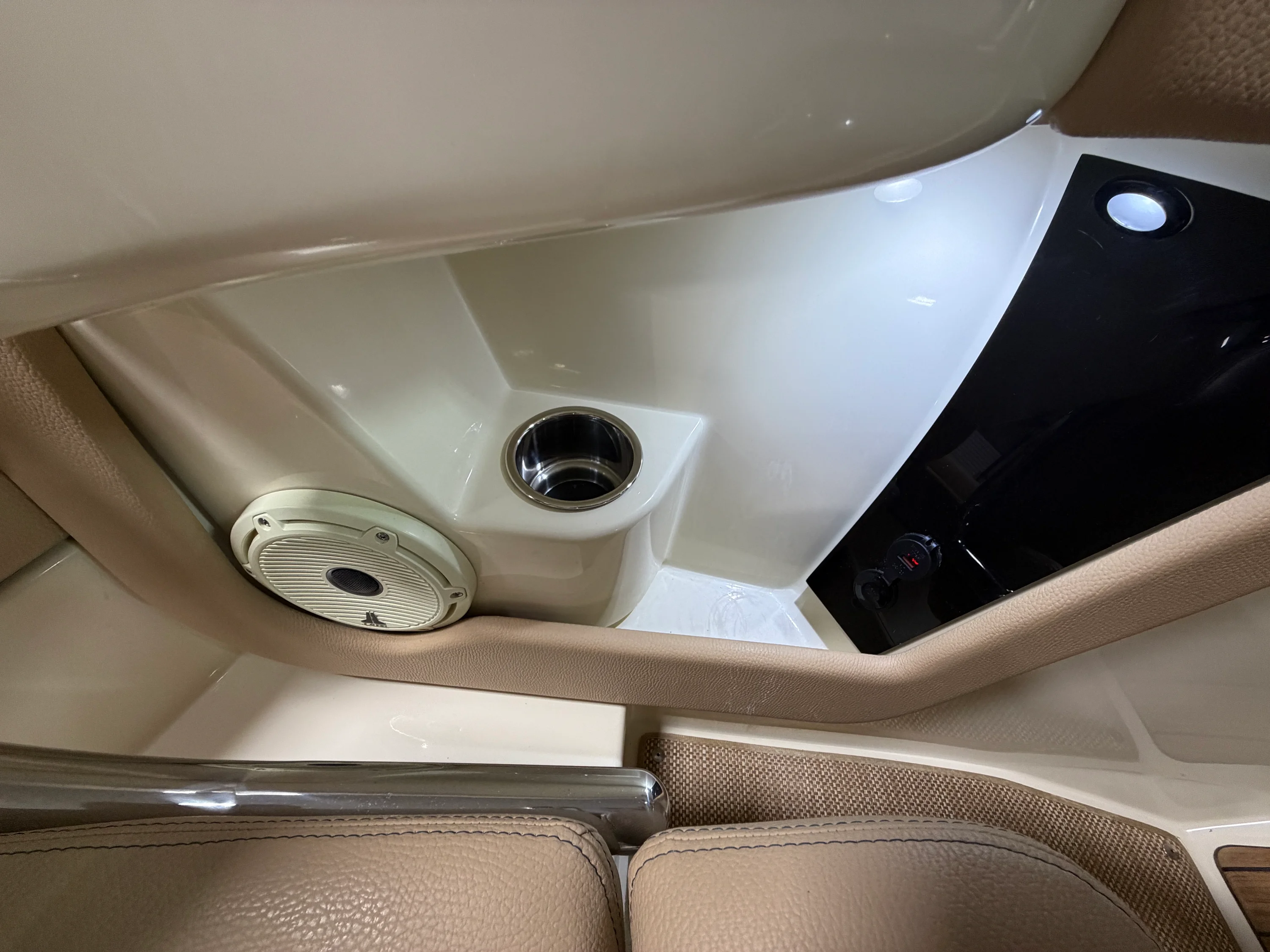 2021 Chris-Craft 25GT Image Thumbnail #38