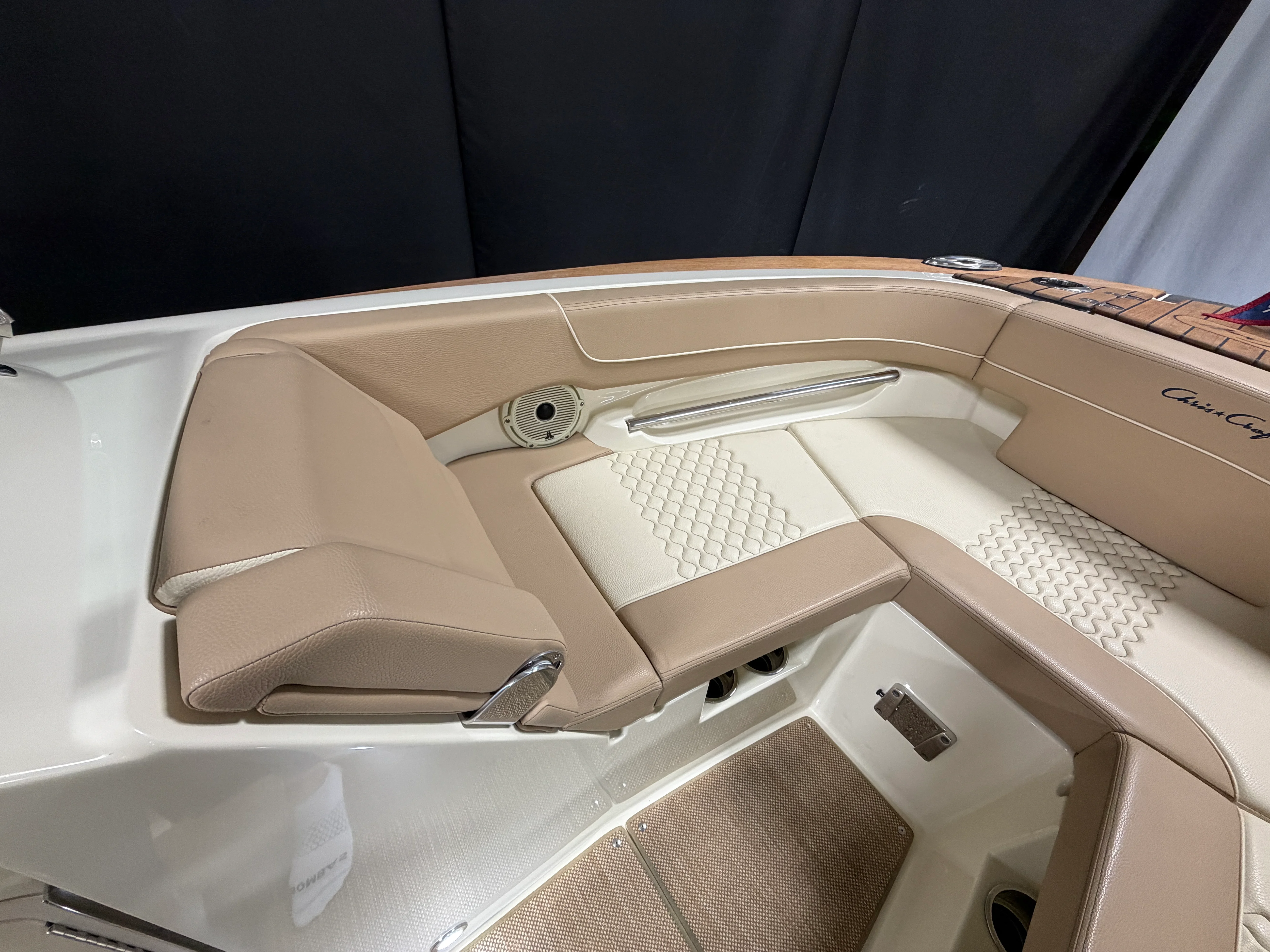 2021 Chris-Craft 25GT Image Thumbnail #10