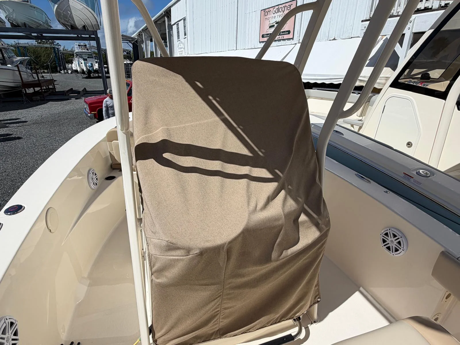 2023 Scout 195 Sportfish Image Thumbnail #4