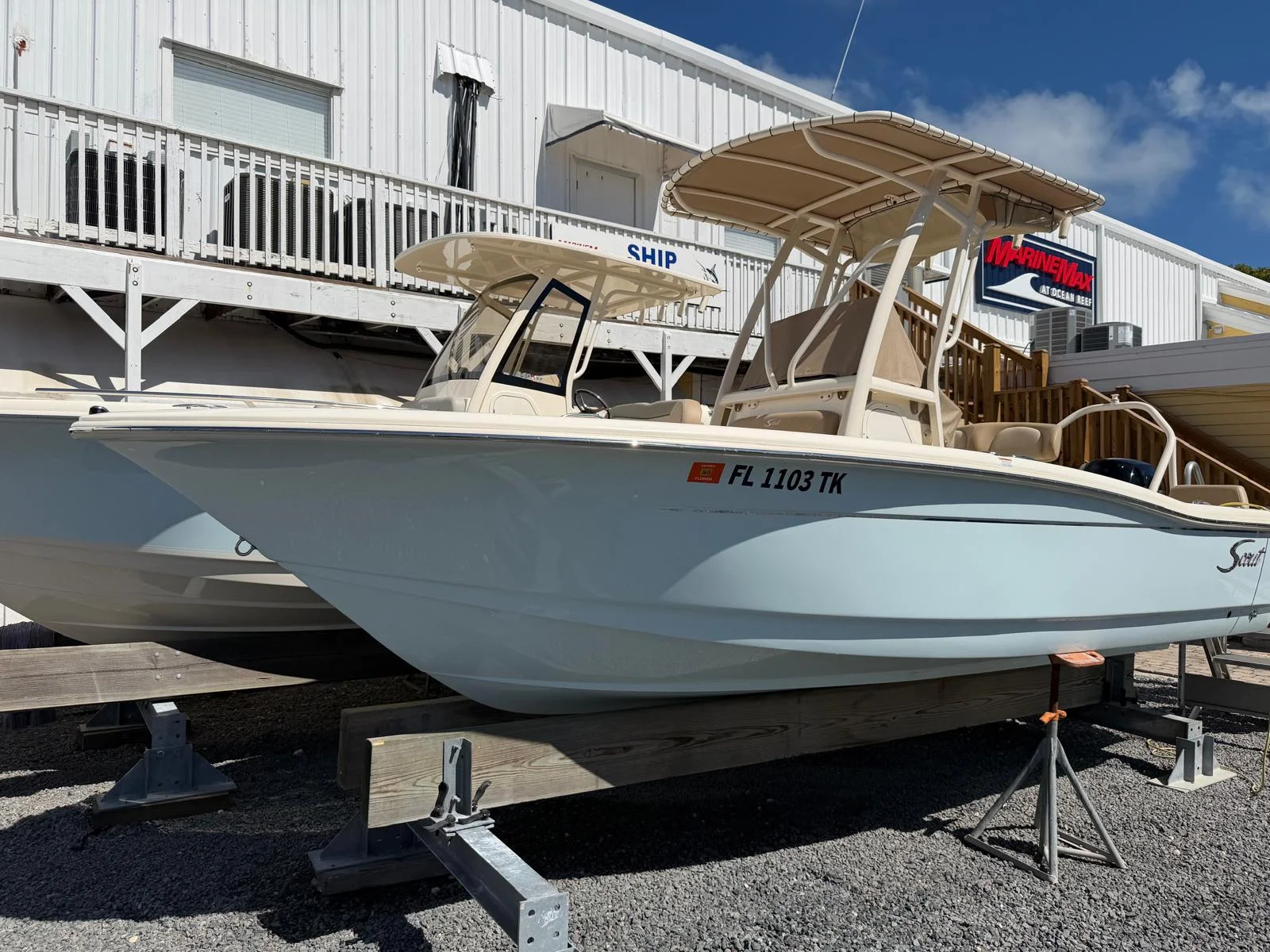 2023 Scout 195 Sportfish Image Thumbnail #0