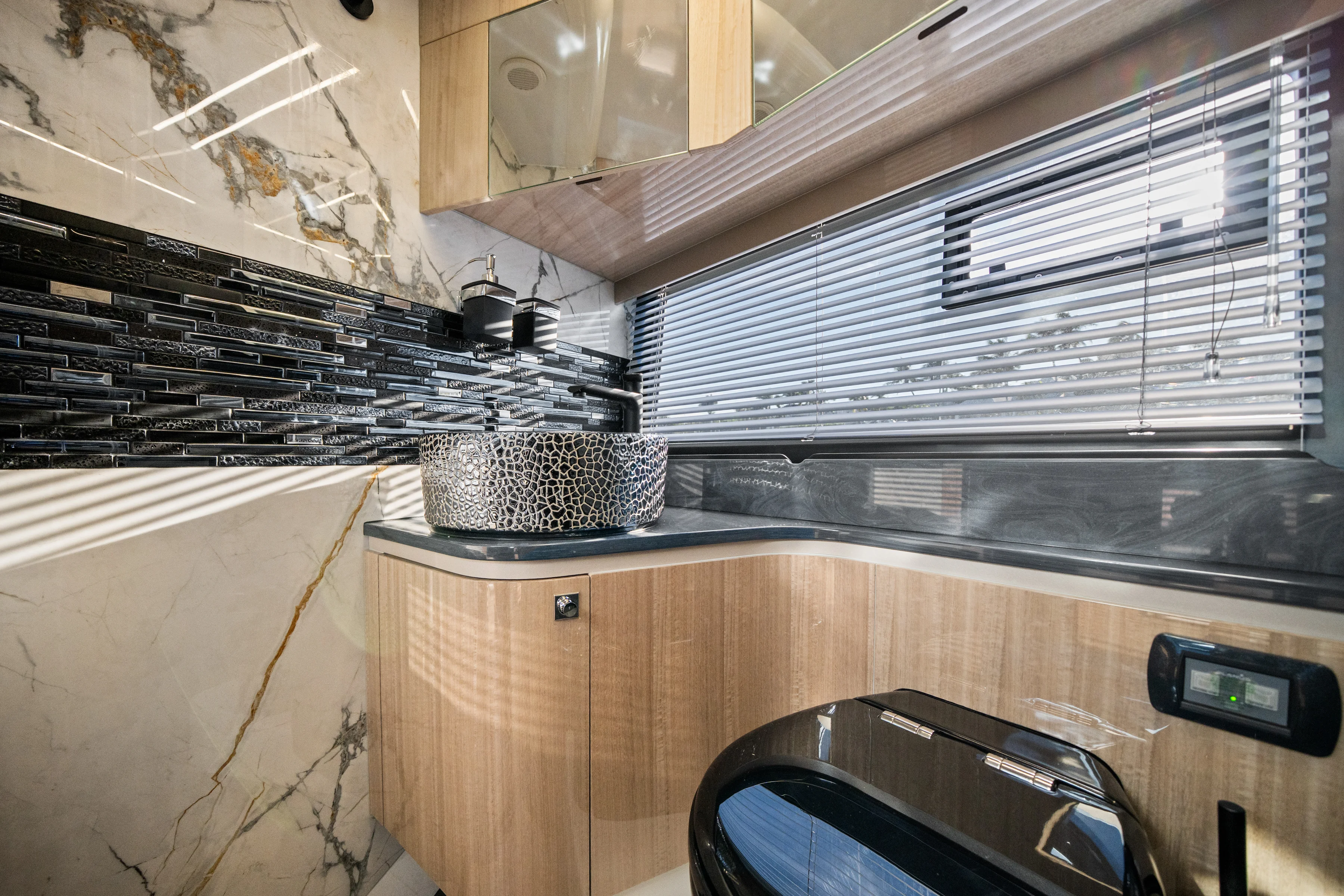 2024 Galeon 375 GTO Image Thumbnail #55