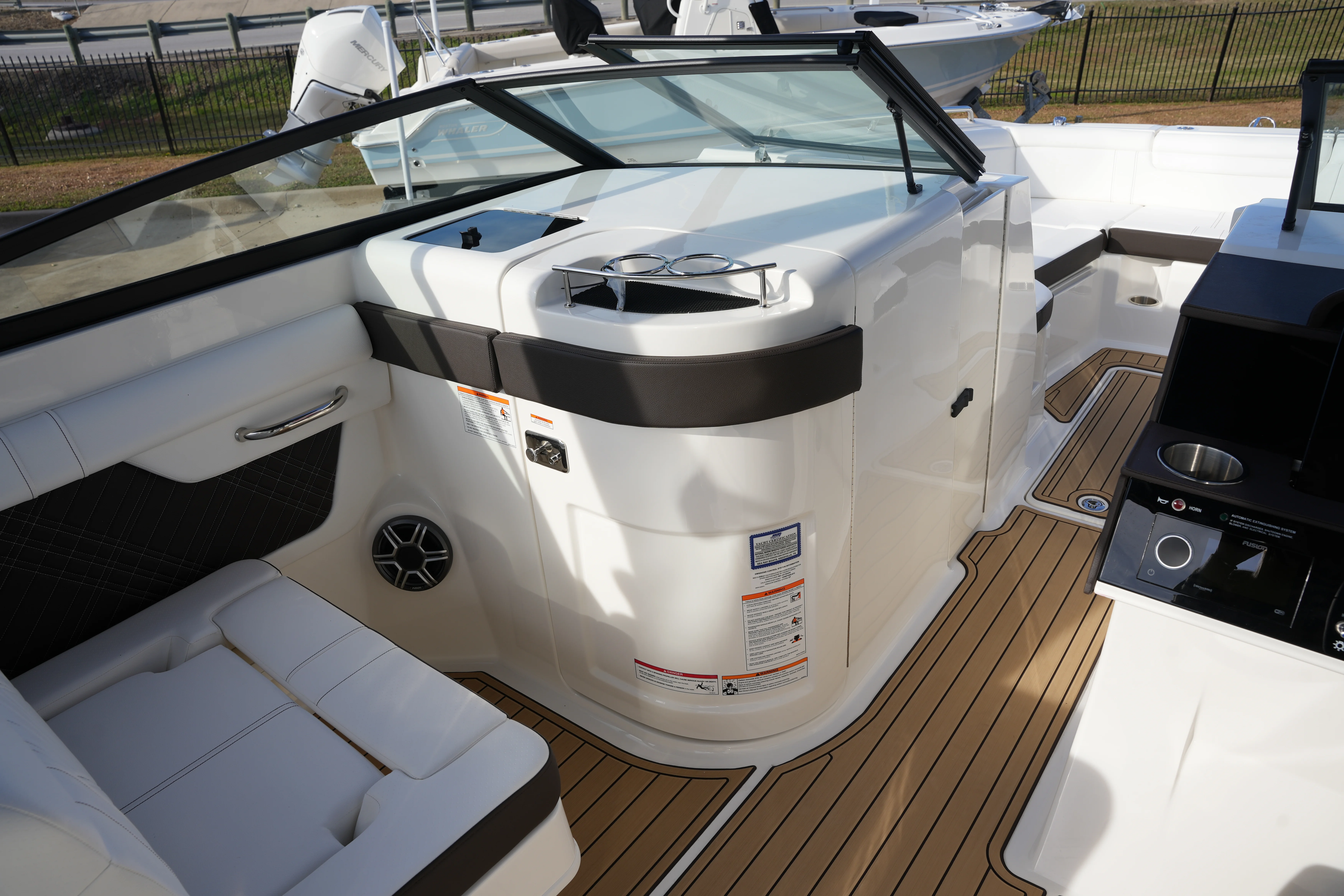 2026 Sea Ray SDX 290 Image Thumbnail #28