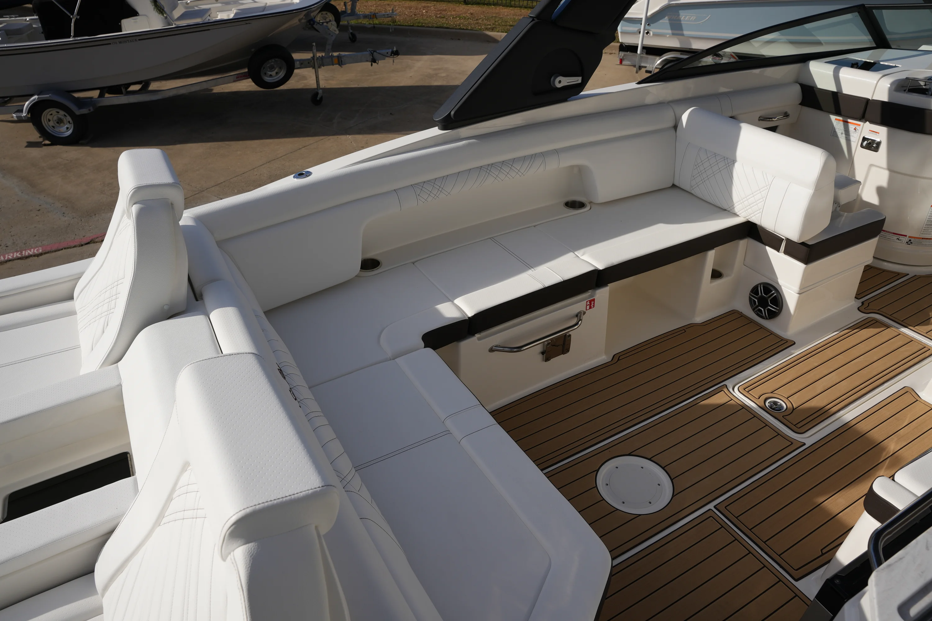 2026 Sea Ray SDX 290 Image Thumbnail #12