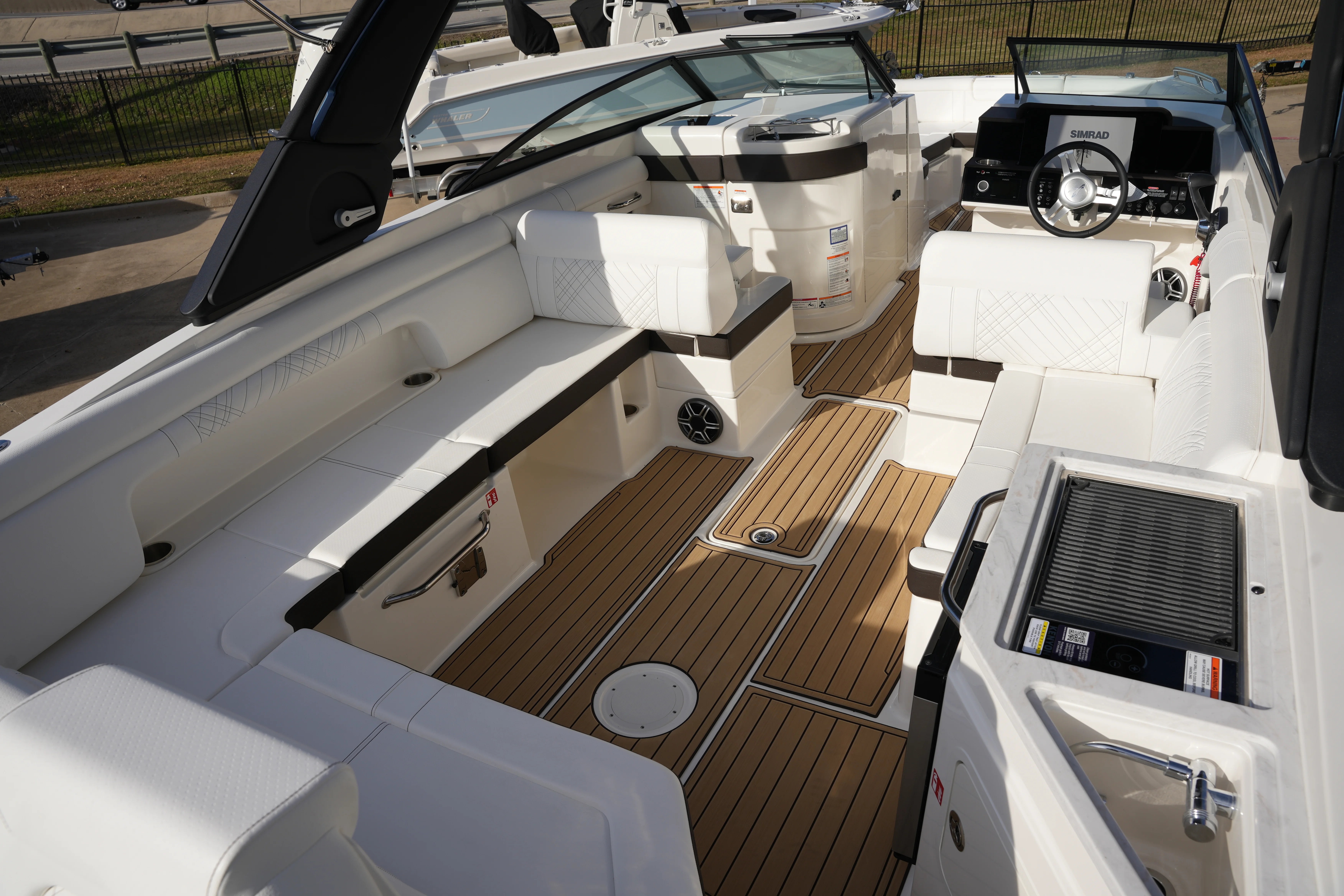 2026 Sea Ray SDX 290 Image Thumbnail #11