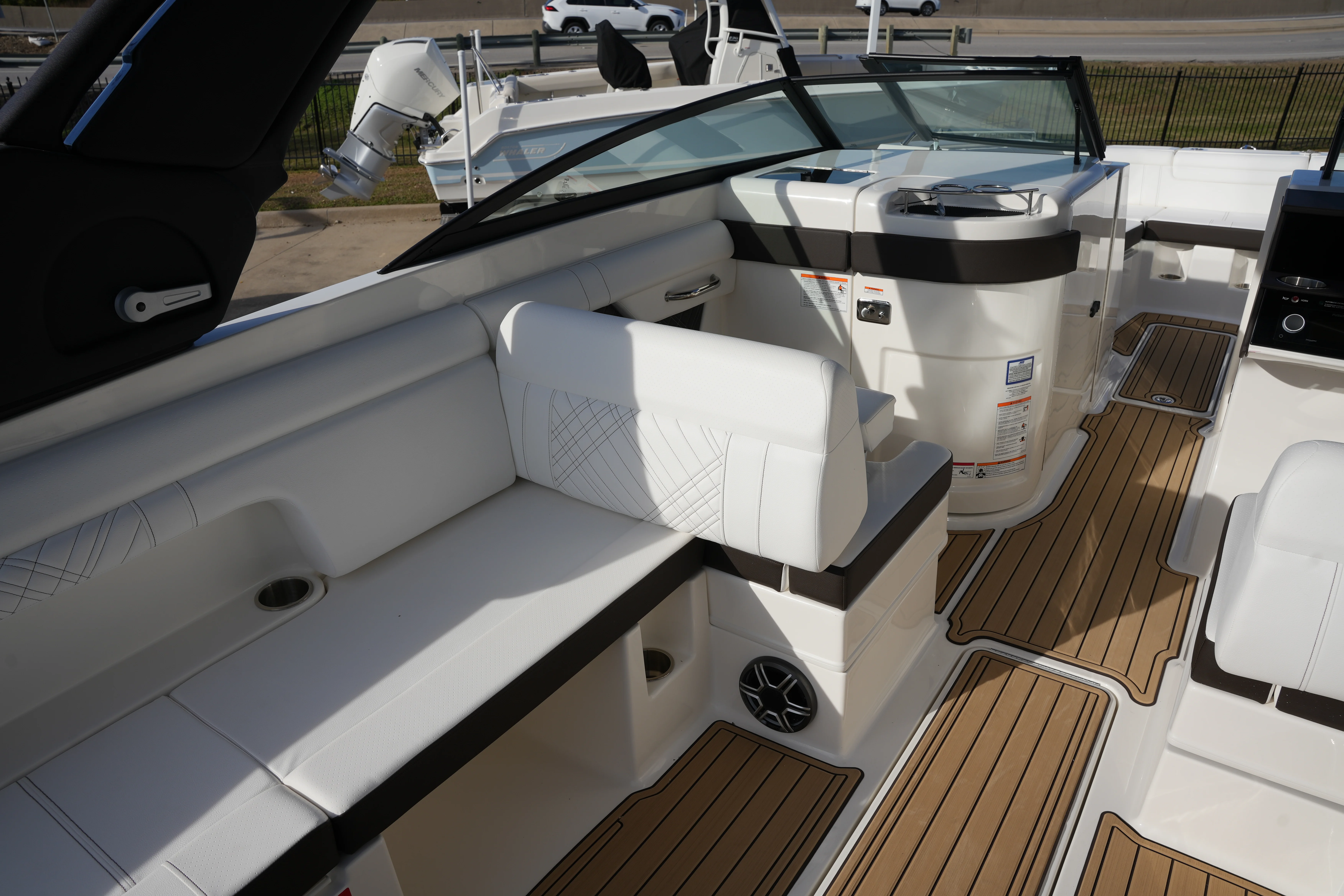 2026 Sea Ray SDX 290 Image Thumbnail #19